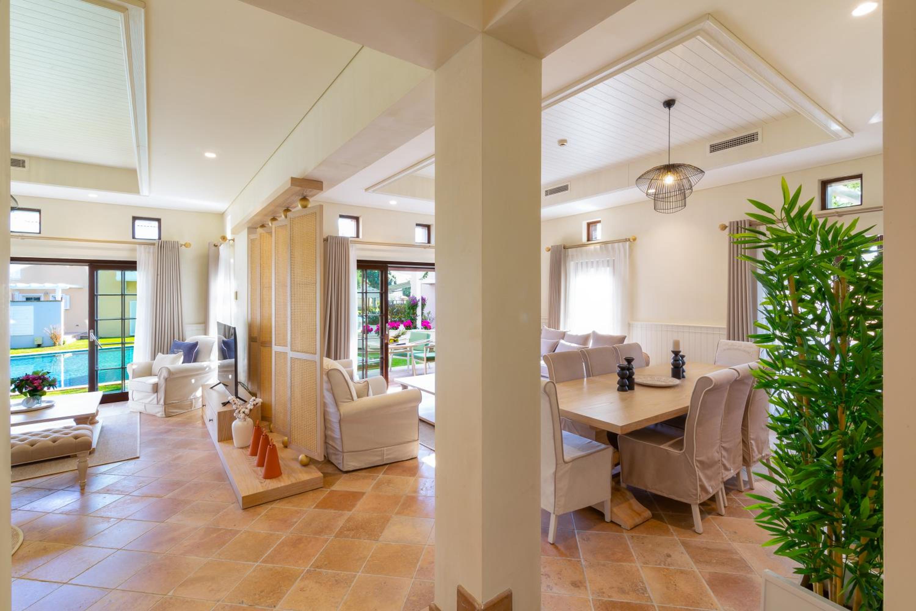 Deluxe Villa