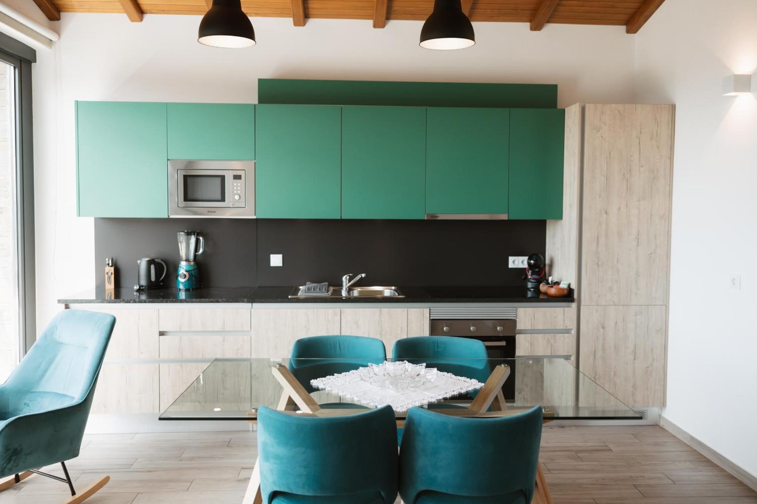 Two-Bedroom House - Photo 20