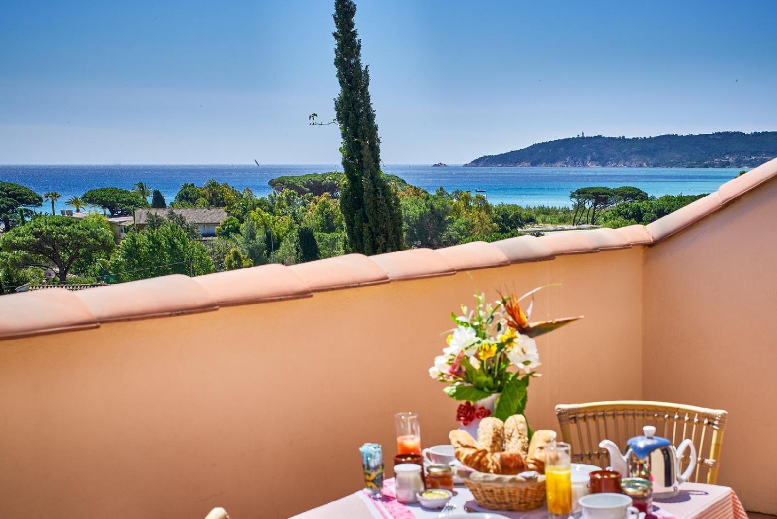 Suite Supérieure avec Terrasse et Vue sur la Mer