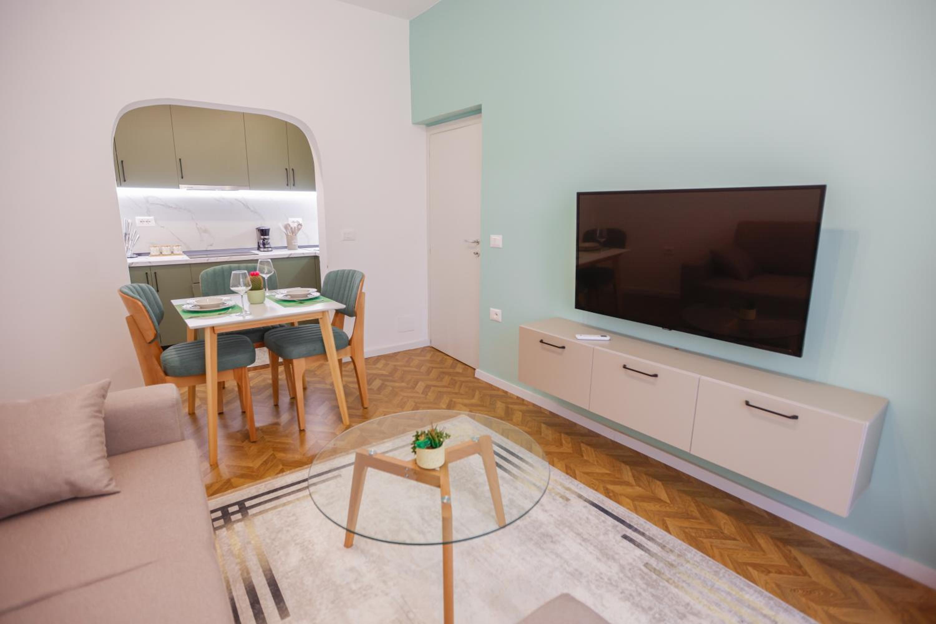 One-Bedroom Apartment