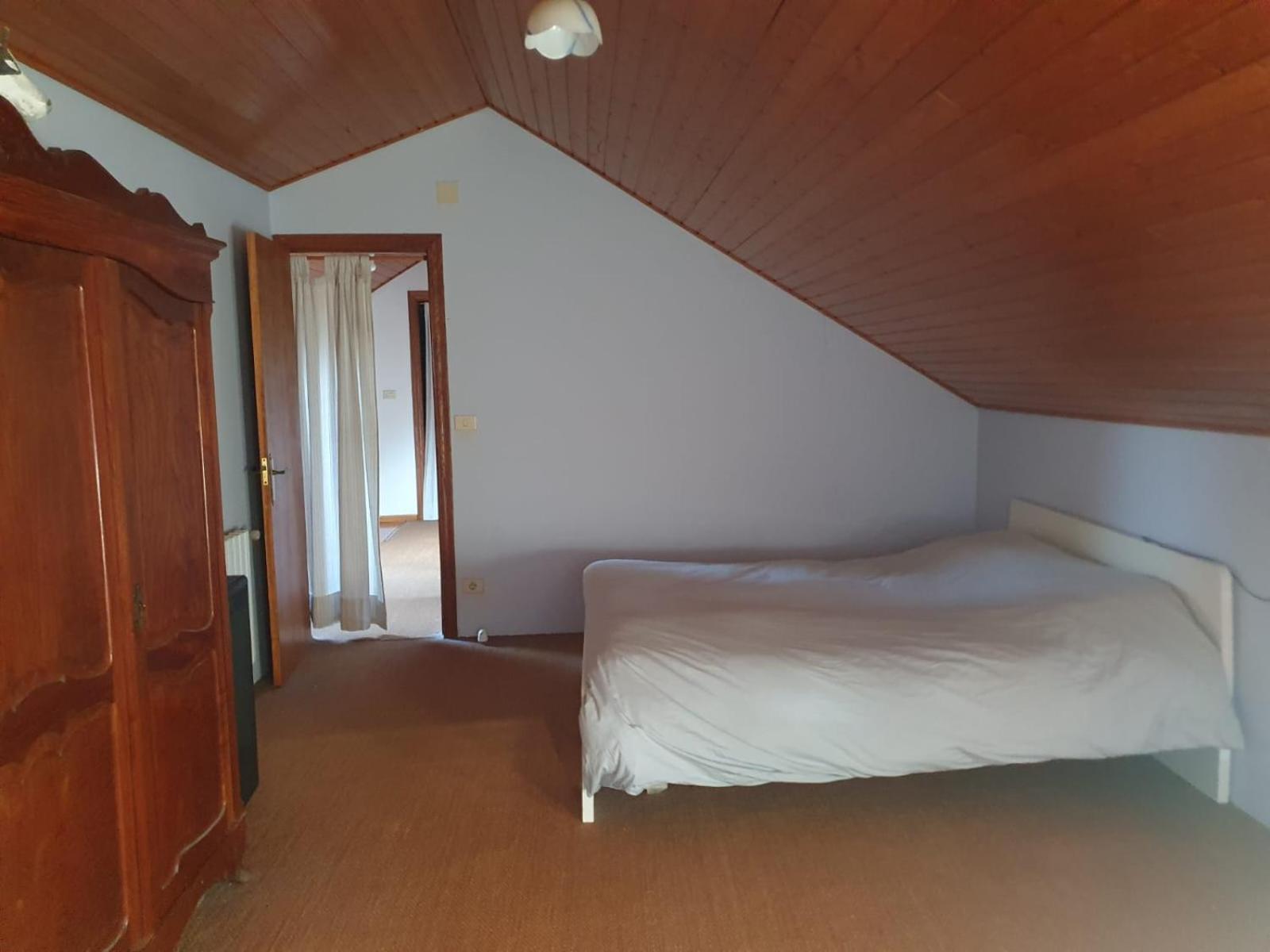 Casa de cinco habitaciones