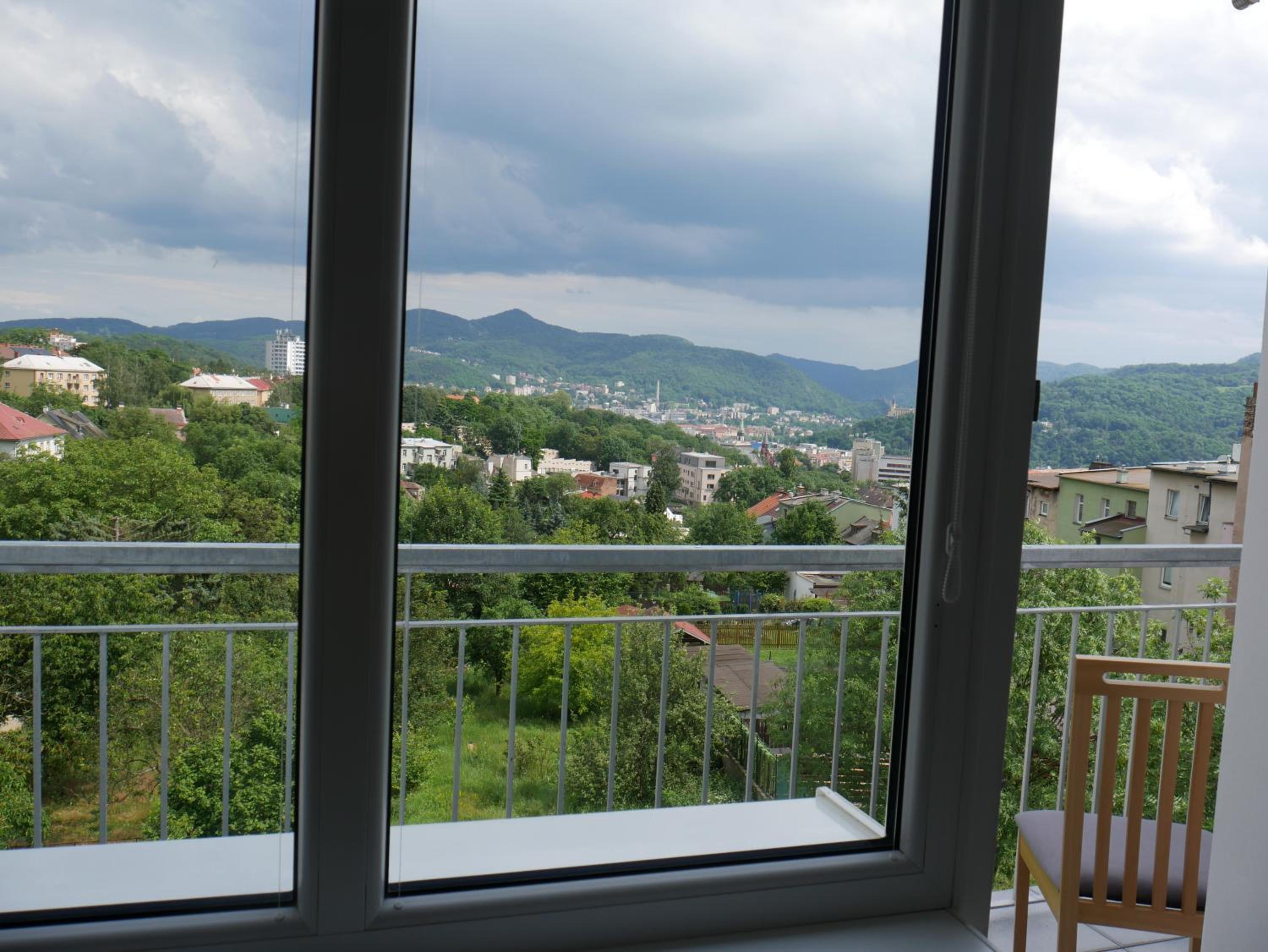 Double Room with Balcony - Photo 2