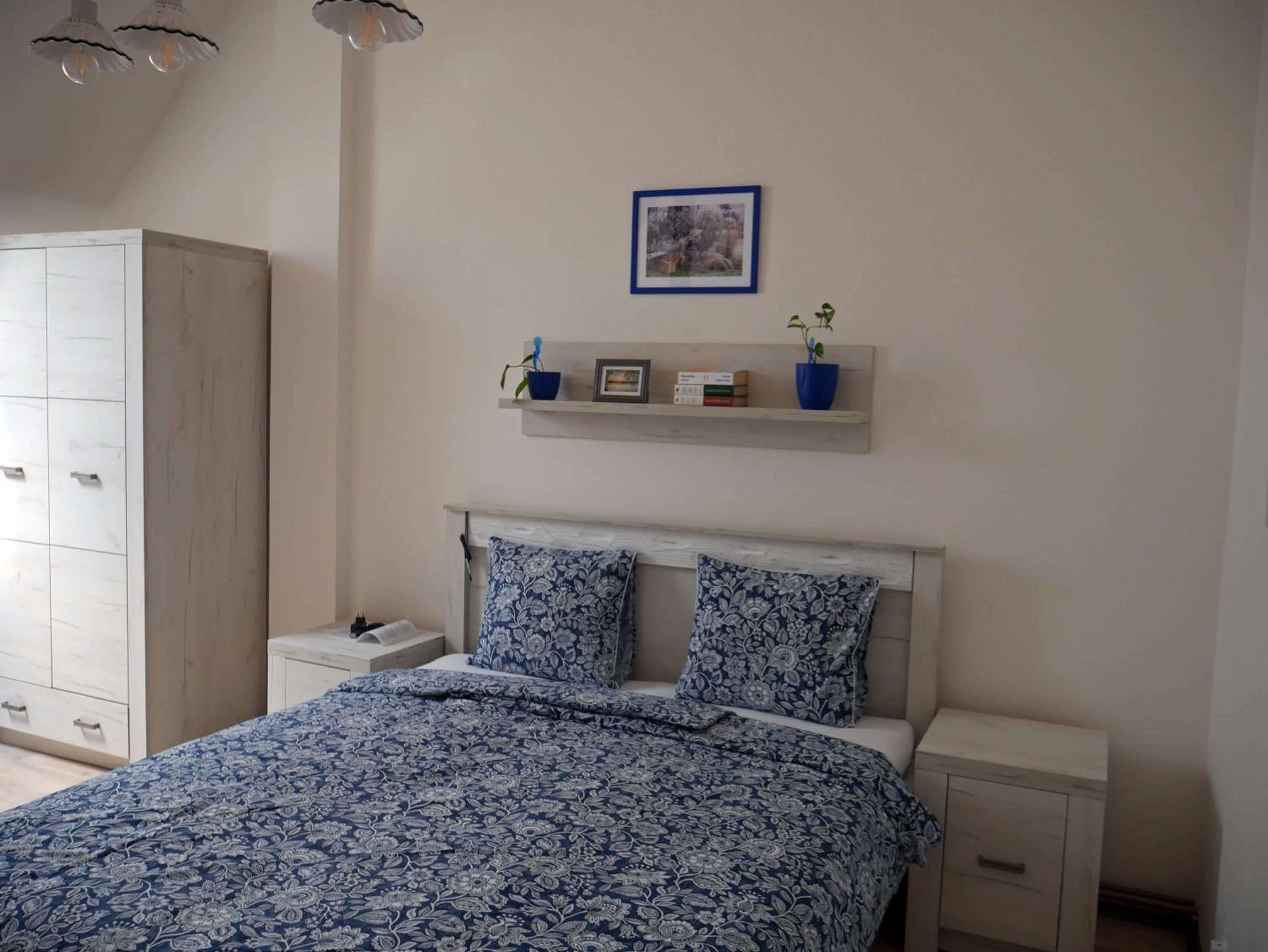 Double Room with Balcony - Photo 4