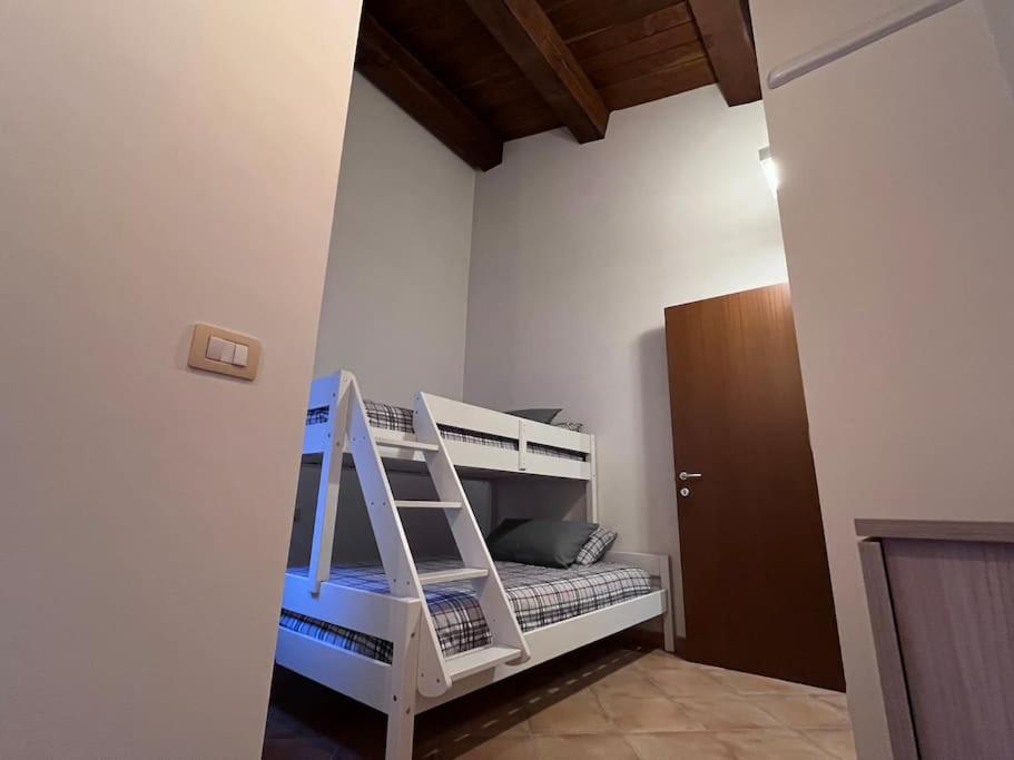 Two-Bedroom House photo 3