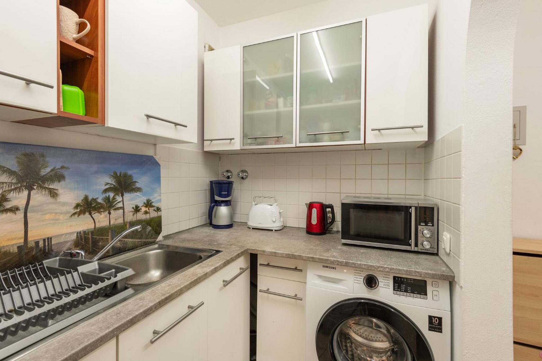 Apartment photo 2