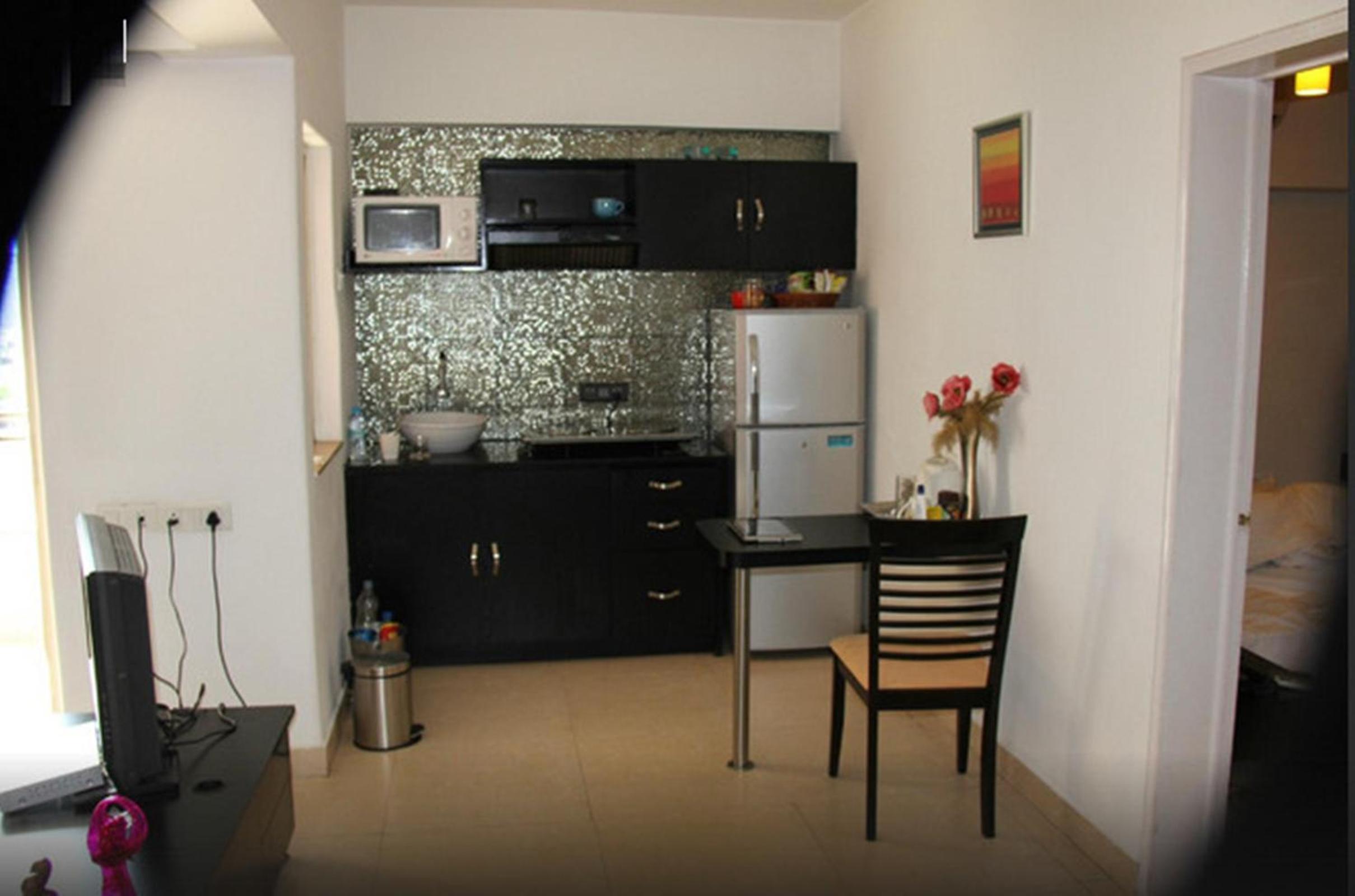 Deluxe Suite with 15% Discount on Food & Beverages - Photo 3