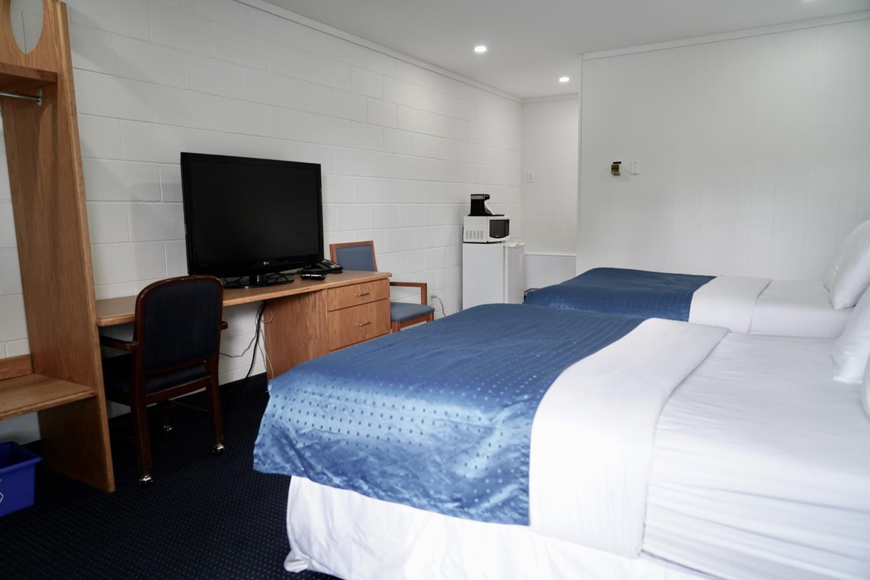 Double Room with Two Double Beds photo 1