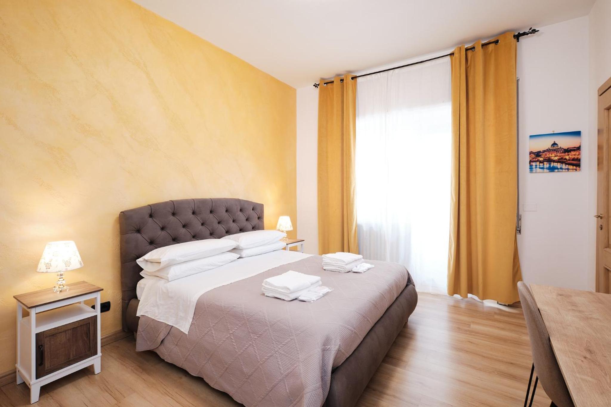 Large Double Room photo 3