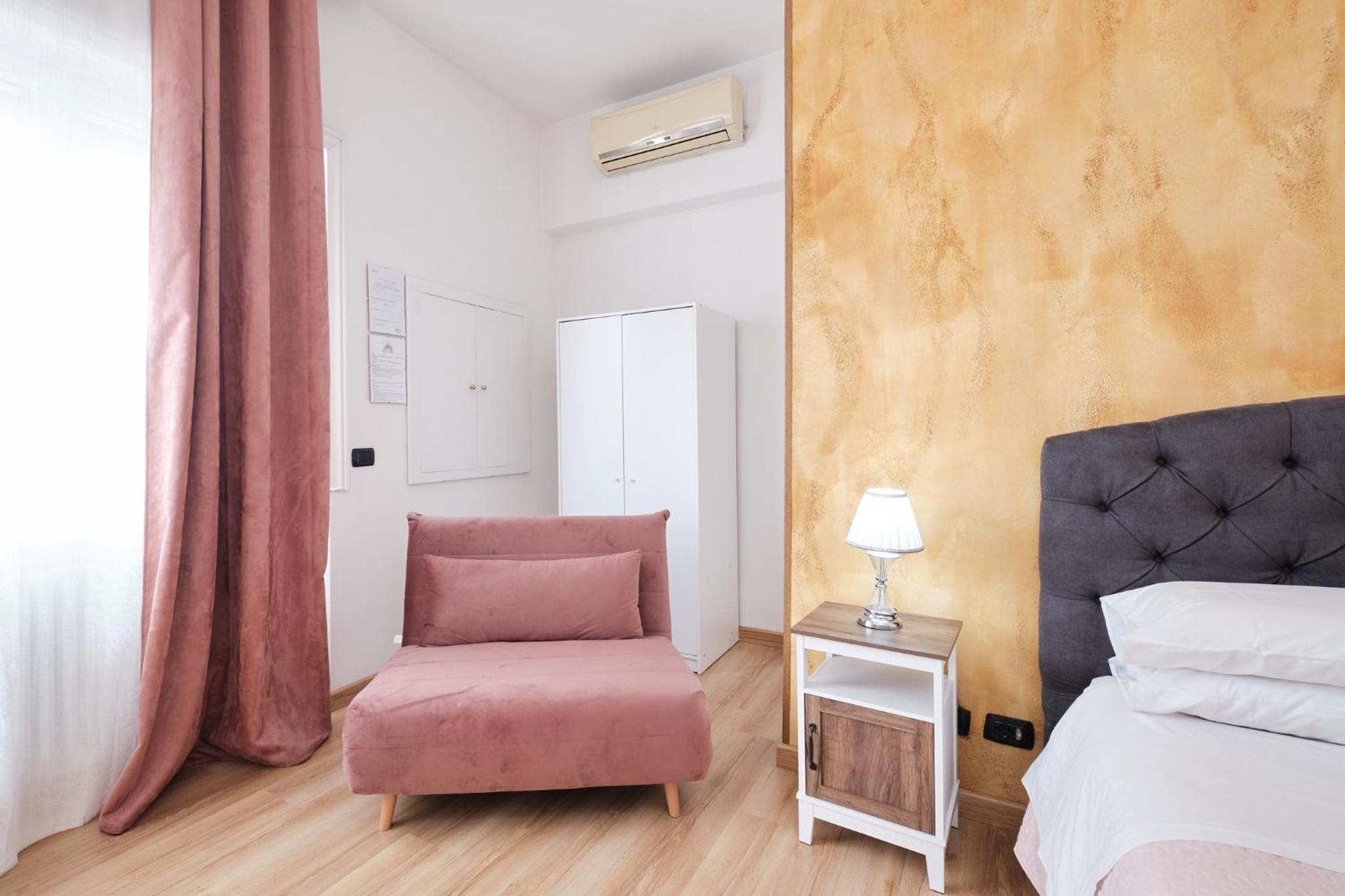 Economy Triple Room