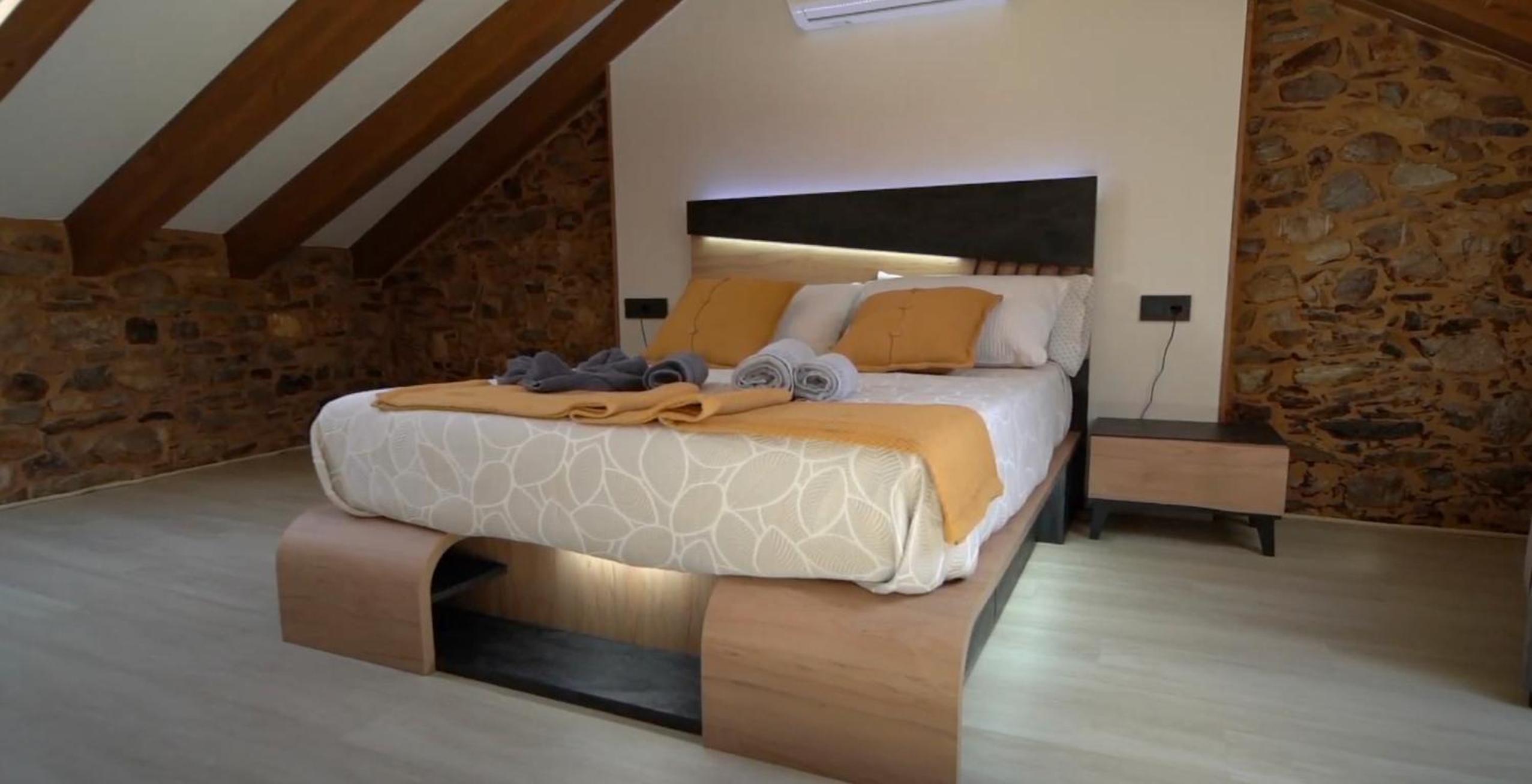 Casa adosada de tres habitaciones