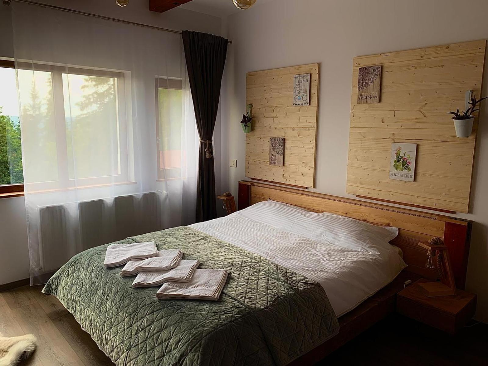 Deluxe King Room photo 1