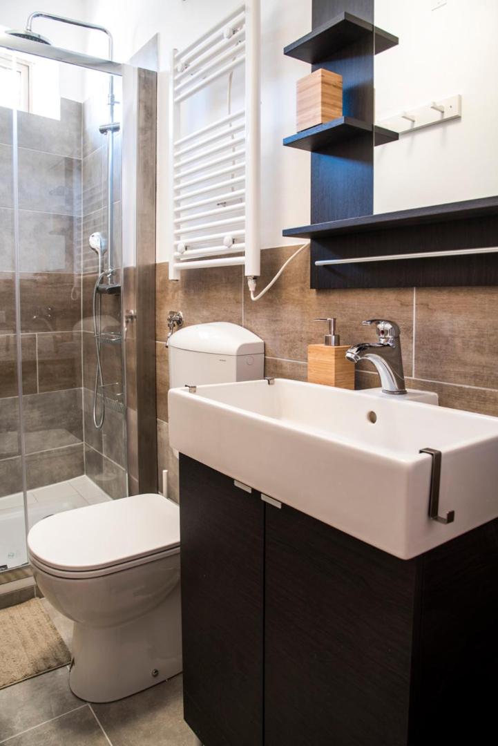 Double Room with Private Bathroom photo 3