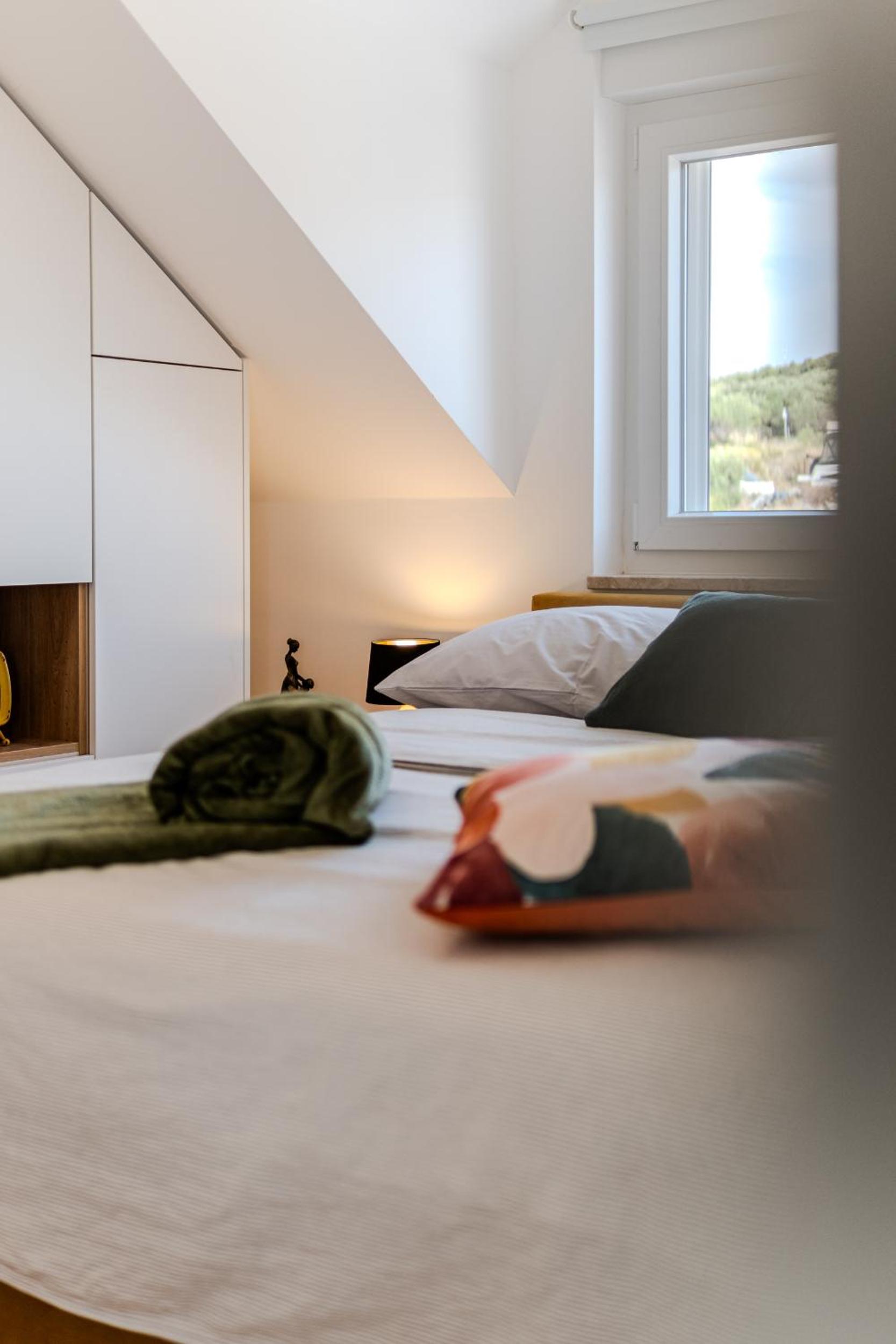 Two-Bedroom Apartment with Balcony and Sea View photo 1