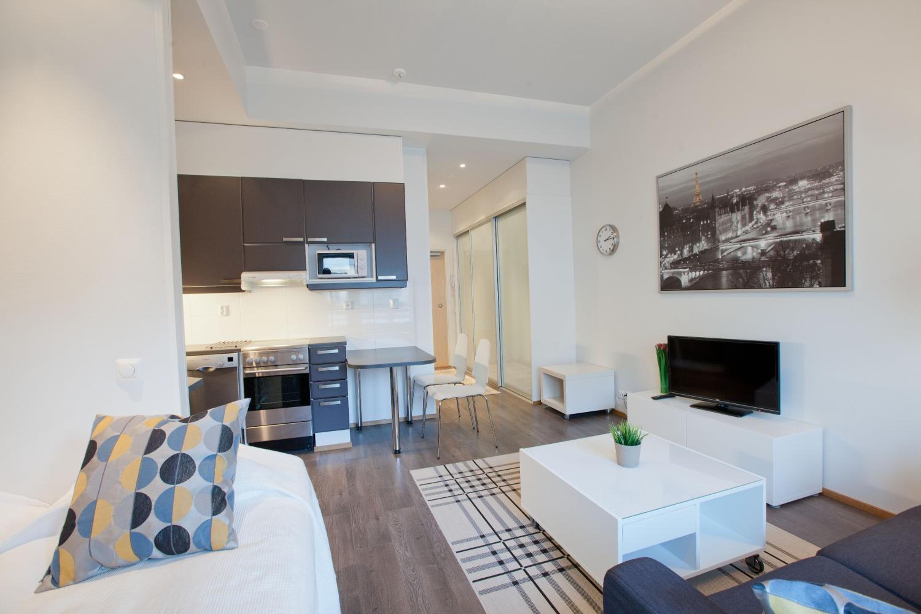 Studio Apartment - Photo 5