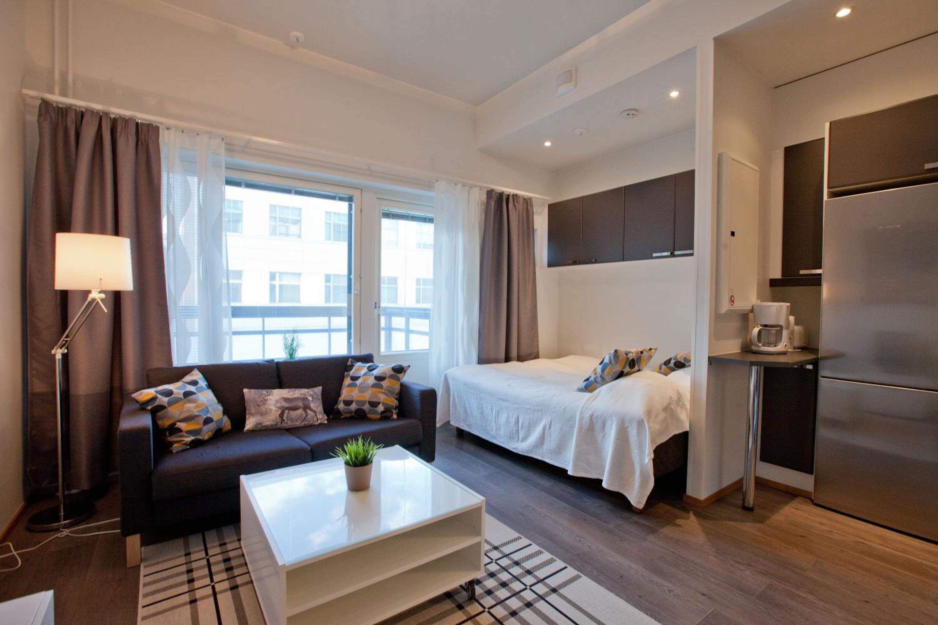 Studio Apartment - Photo 3