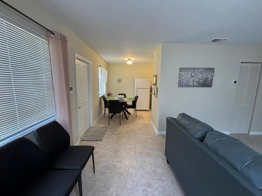 Two-Bedroom Apartment photo 2