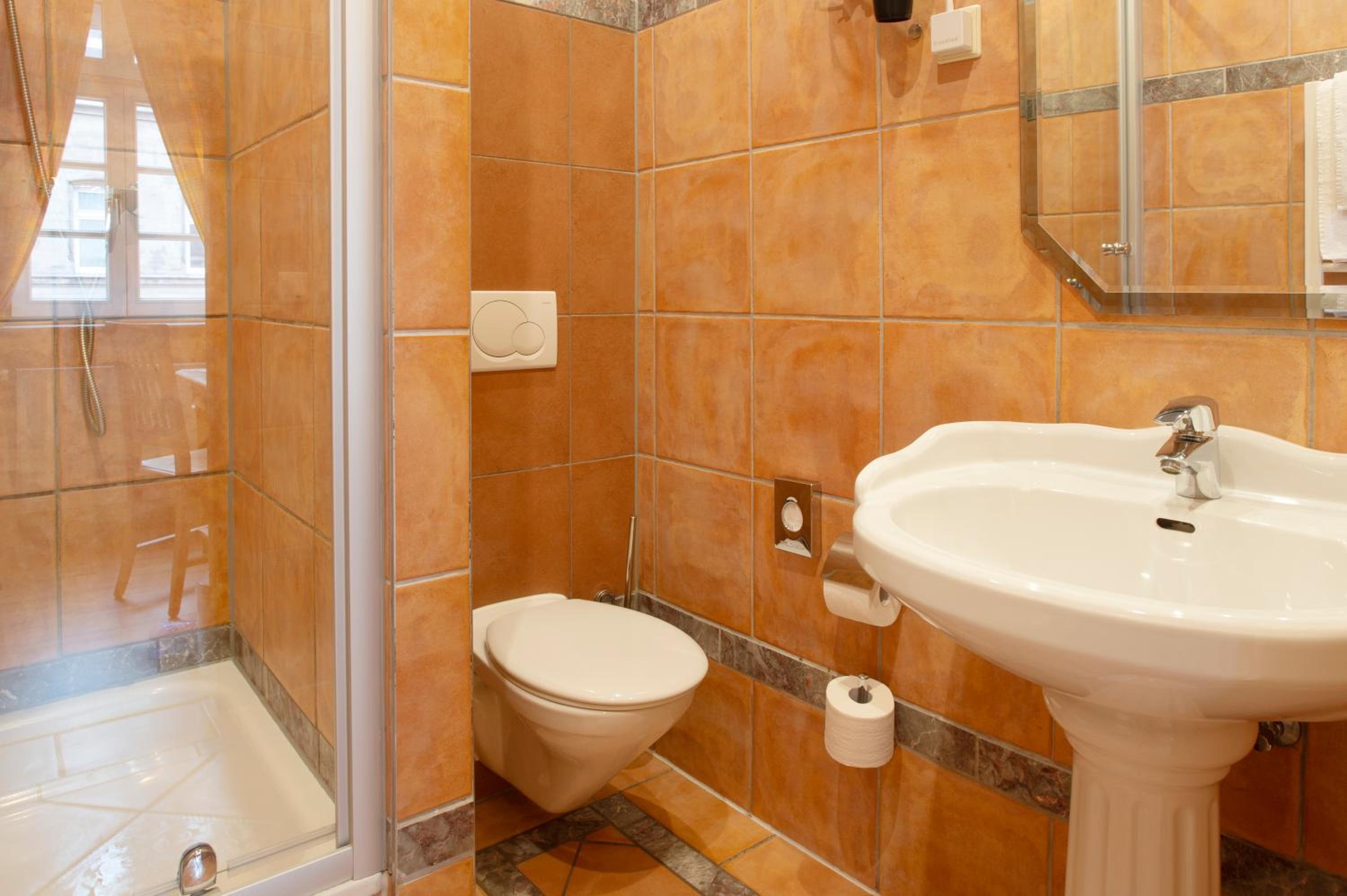 Single Room photo 2