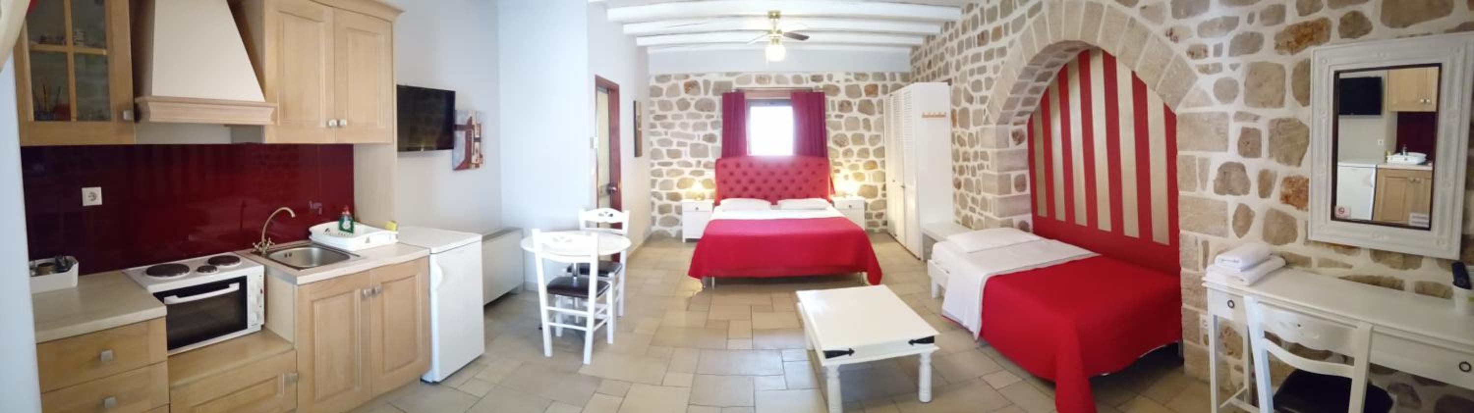 Studio (3 Adults)