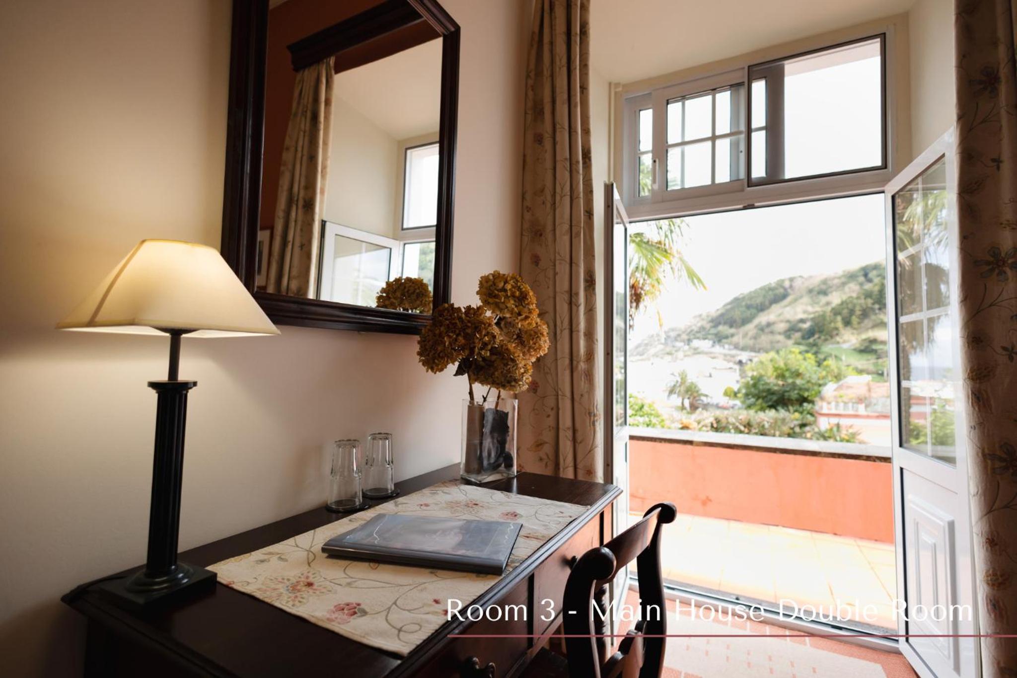 Double Room with Sea View - Photo 2