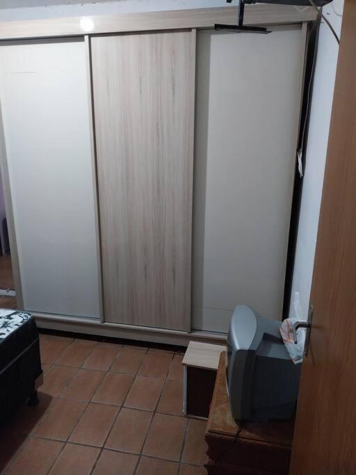 One-Bedroom House photo 1