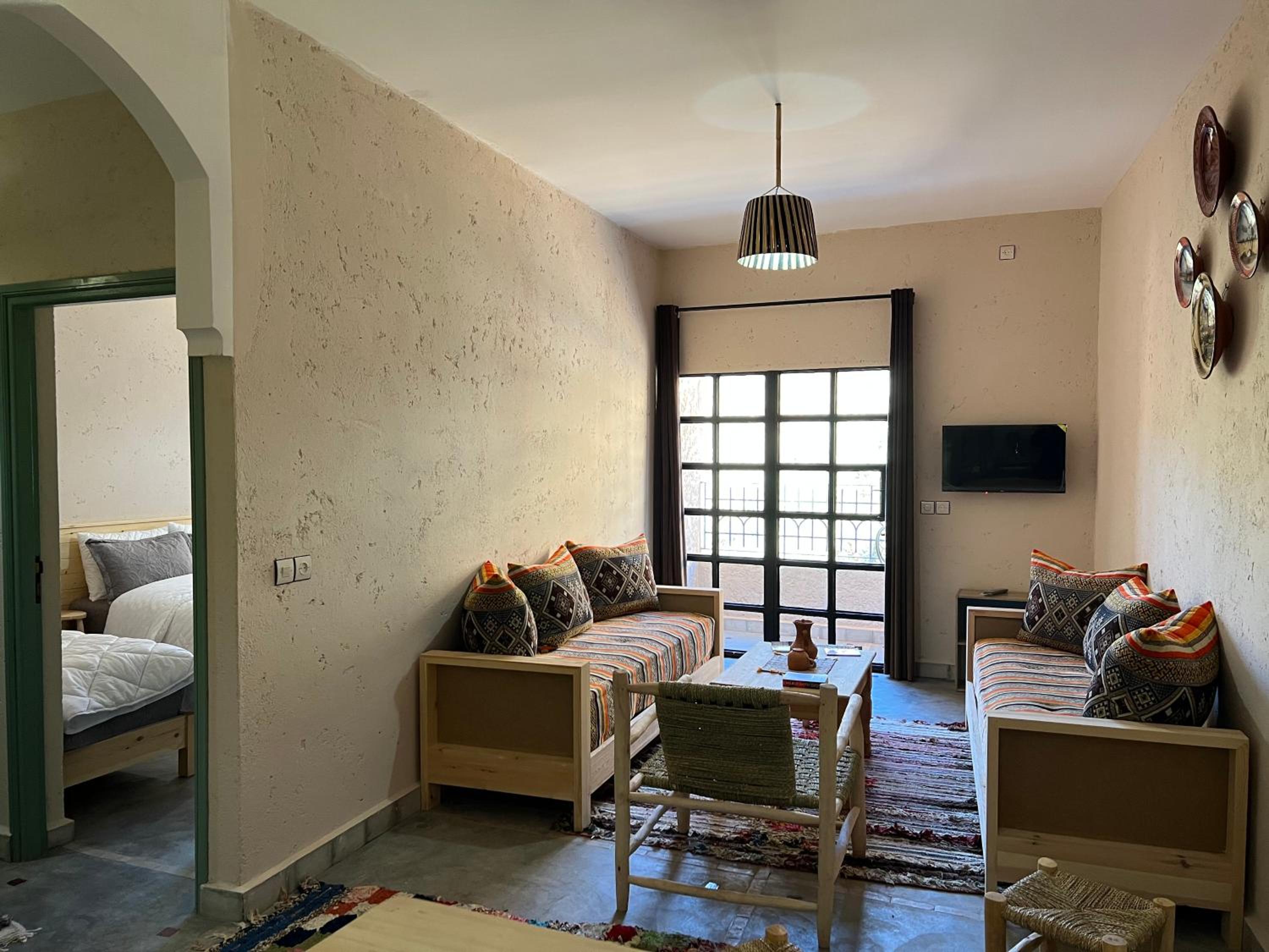 One-Bedroom Apartment with Balcony and Mountain View   - Photo 58