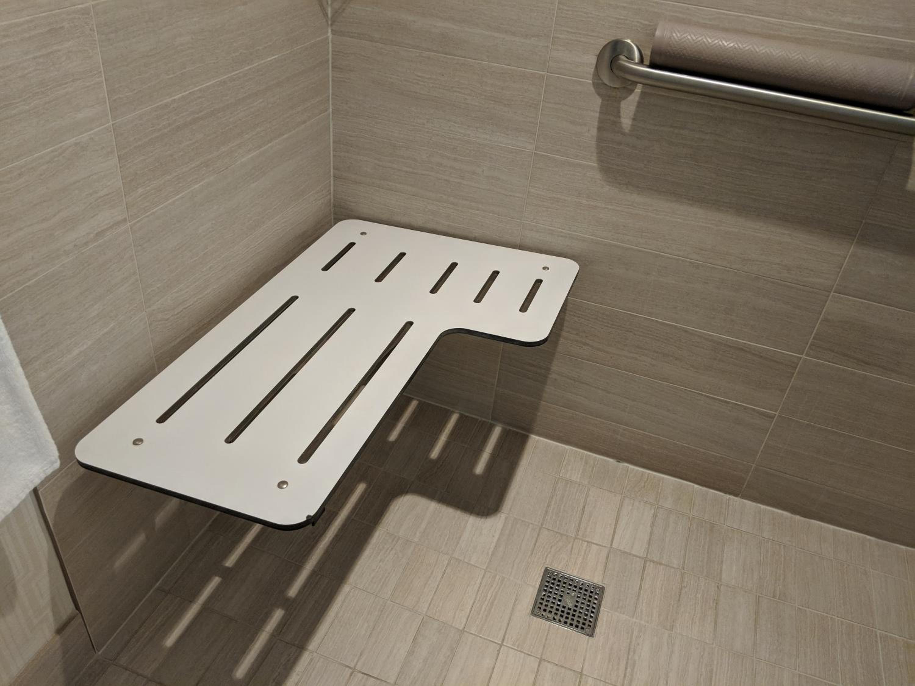 King Room with Accessible Shower - Disability Access photo 3
