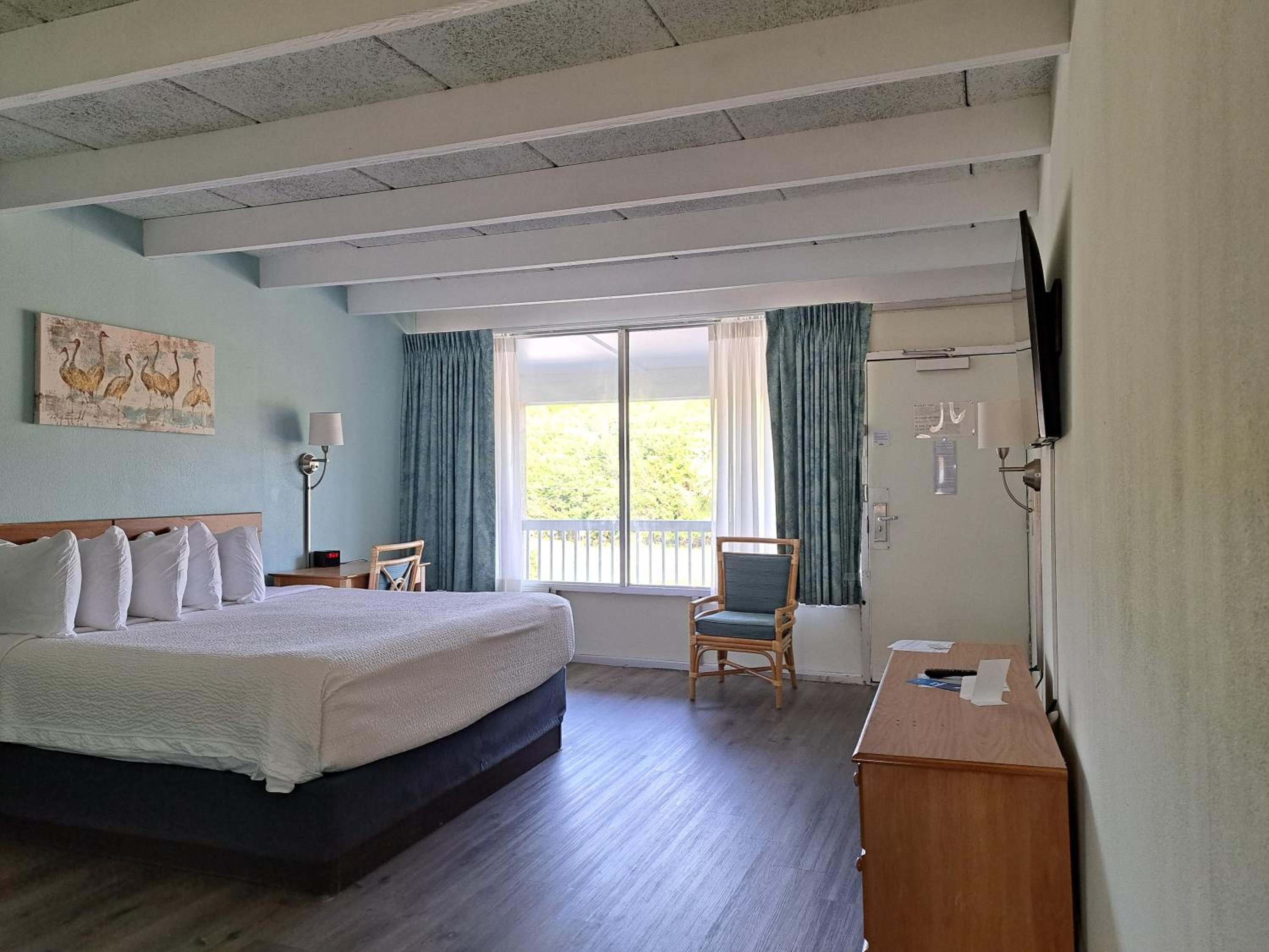 King Suite - Ocean View - Photo 1