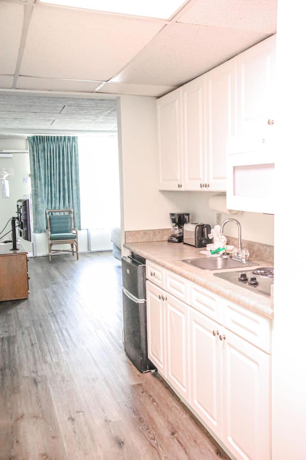King Suite - Ocean View - Photo 4