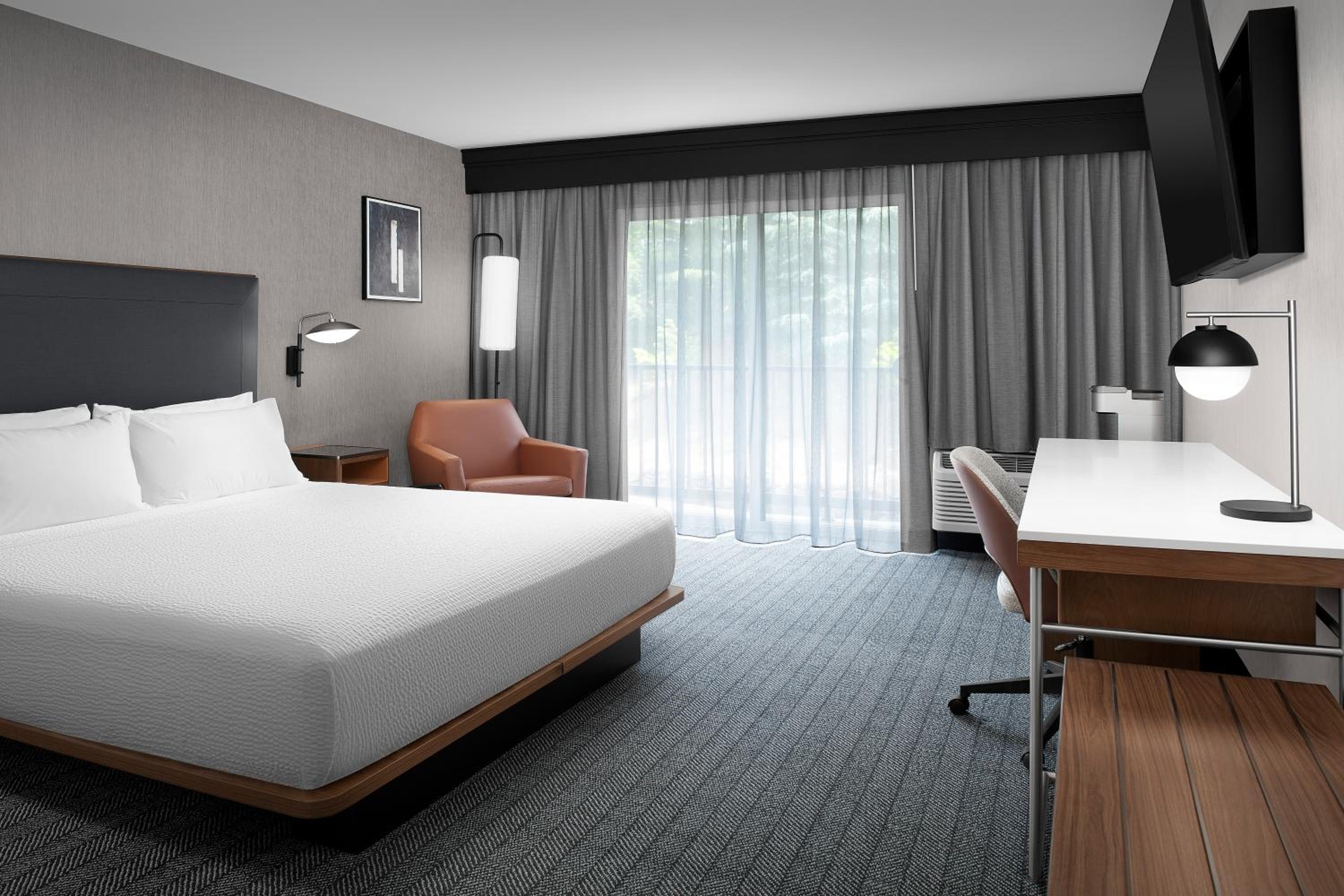 King Room with Sofa Bed - Photo 6