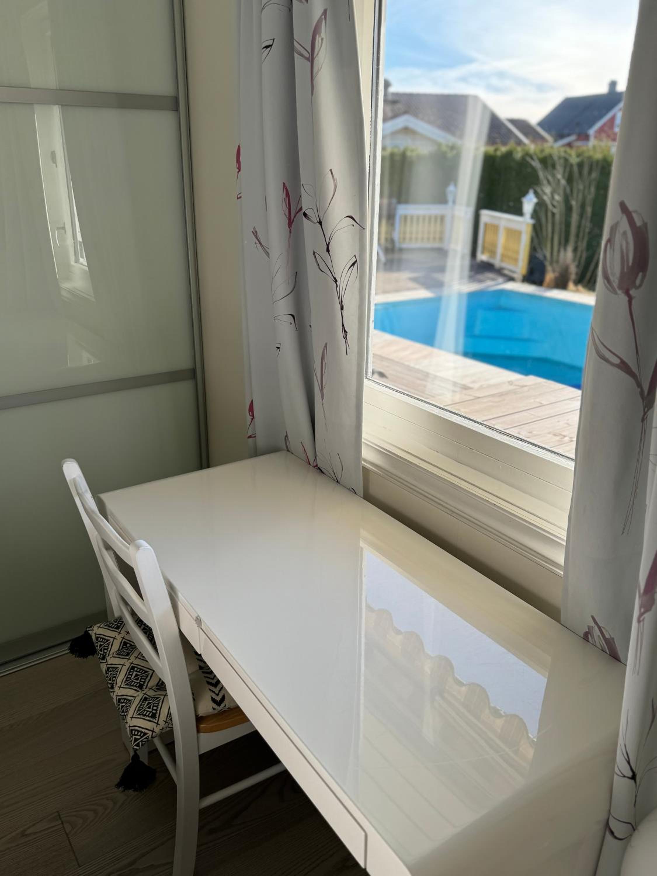 Double Room with Pool View