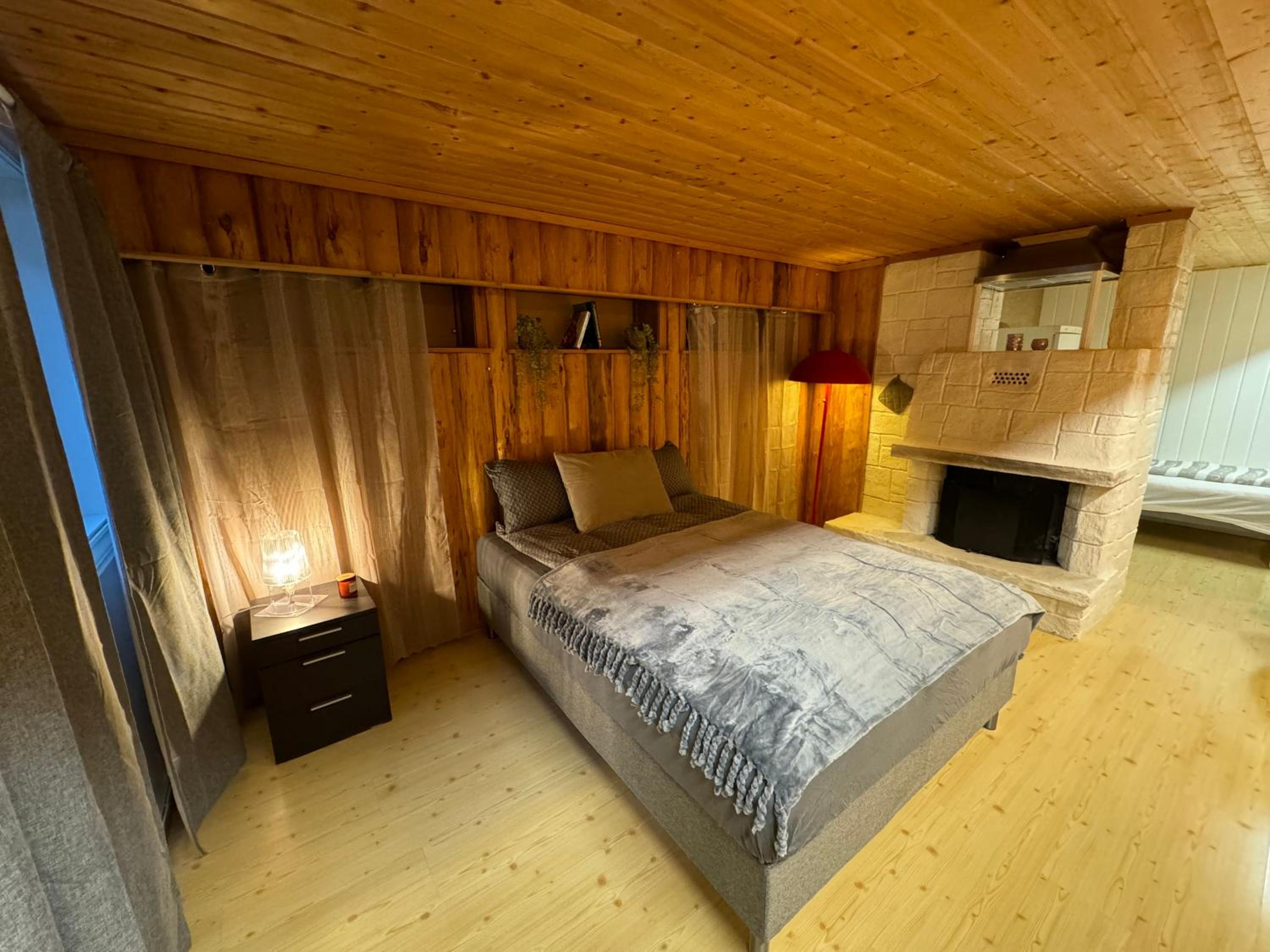 Double Room With Private Bathroom photo 3