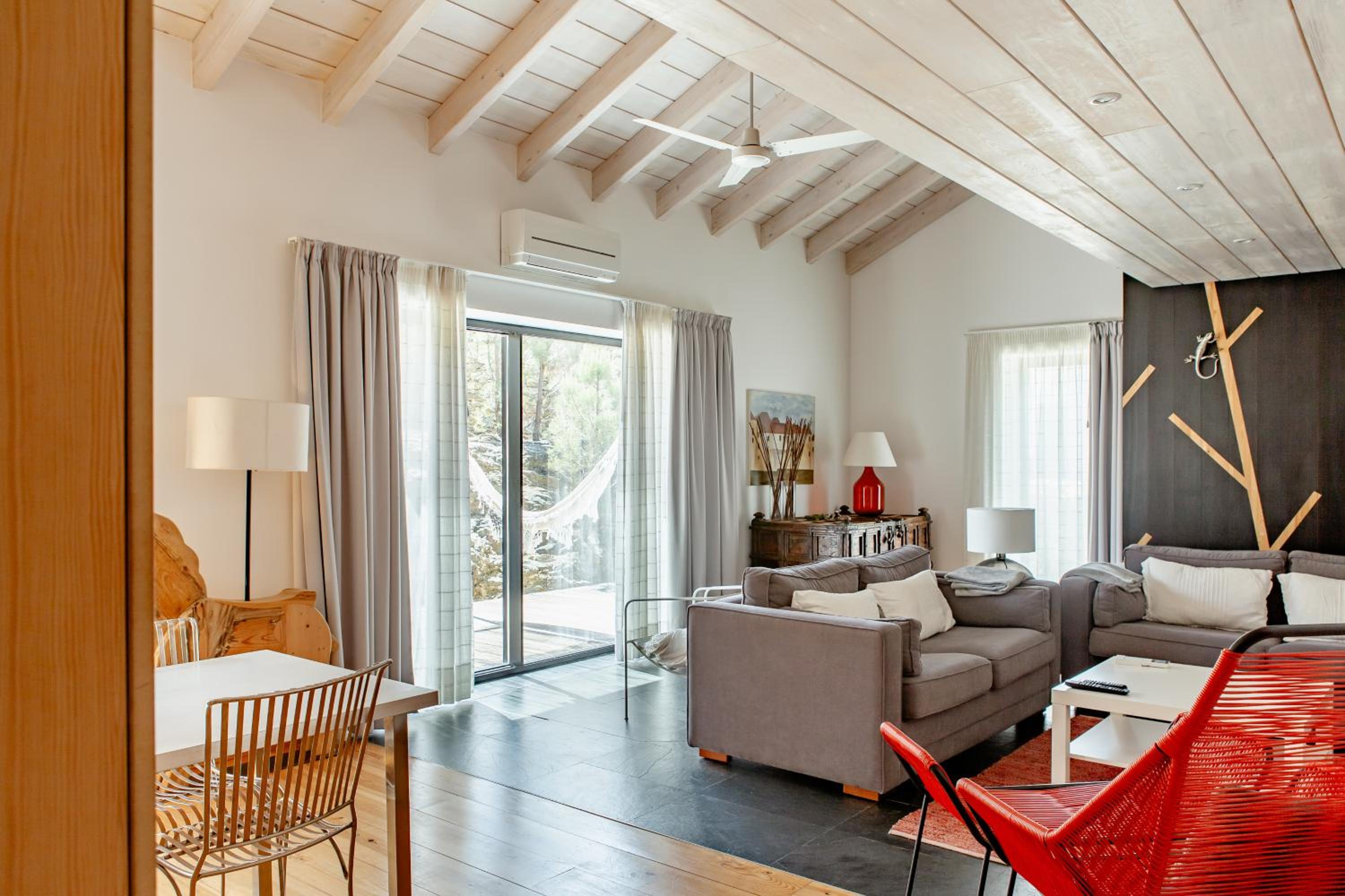 One-Bedroom House photo 3