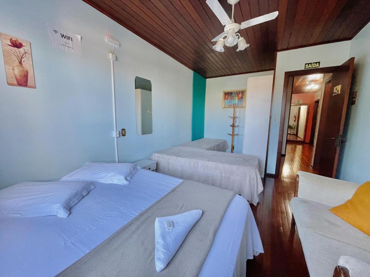 Quadruple Room with Private External Bathroom - Photo 3