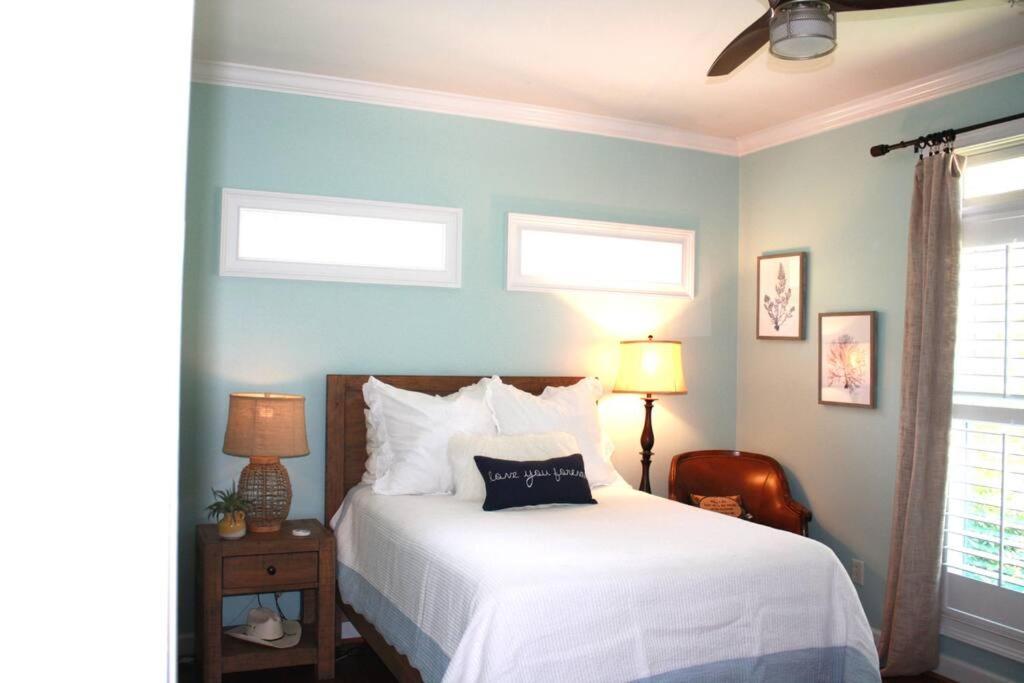 Three-Bedroom House photo 1