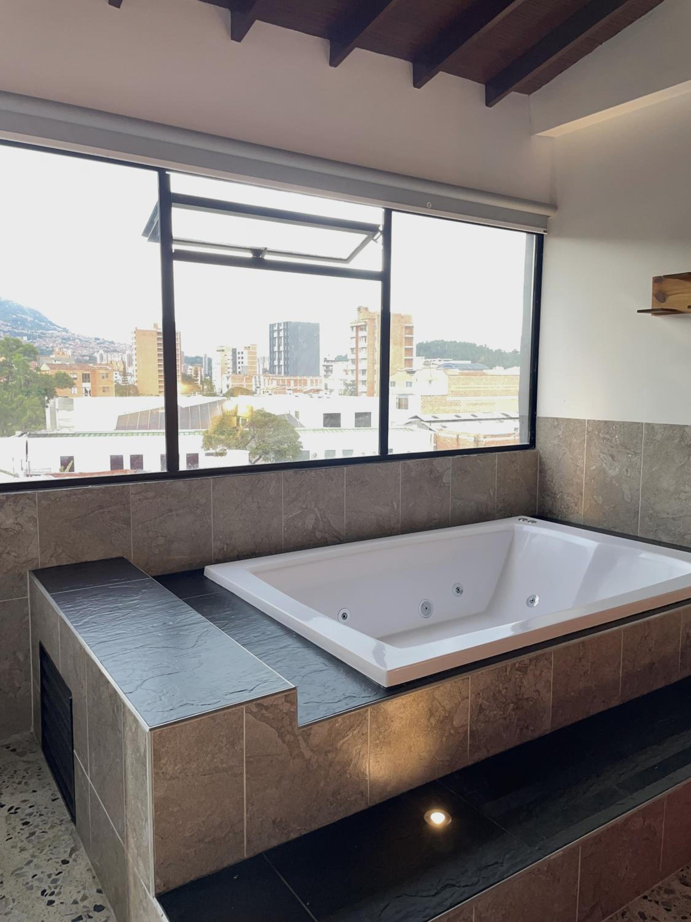 Studio with Spa Bath photo 2