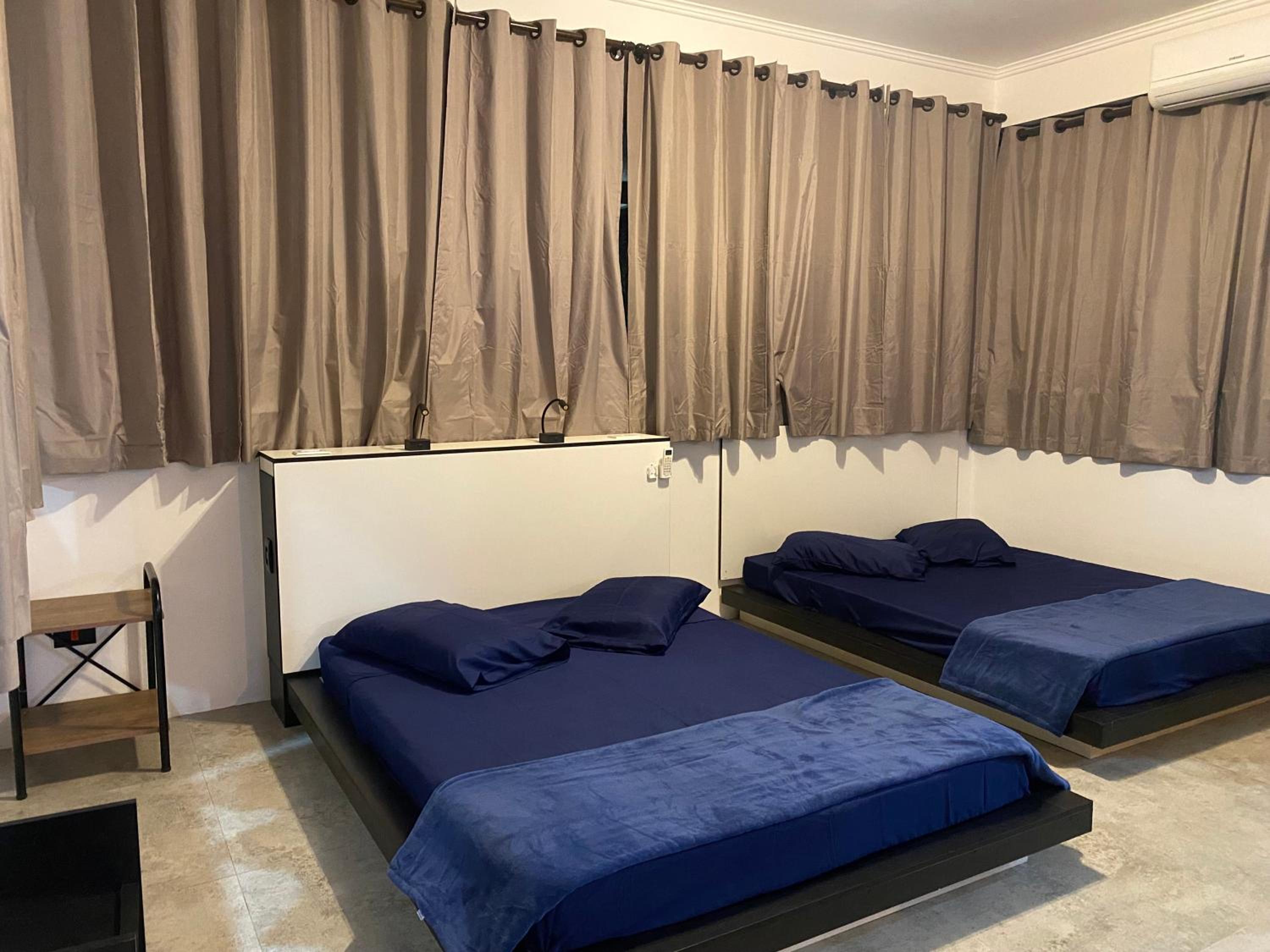 One-Bedroom House photo 1