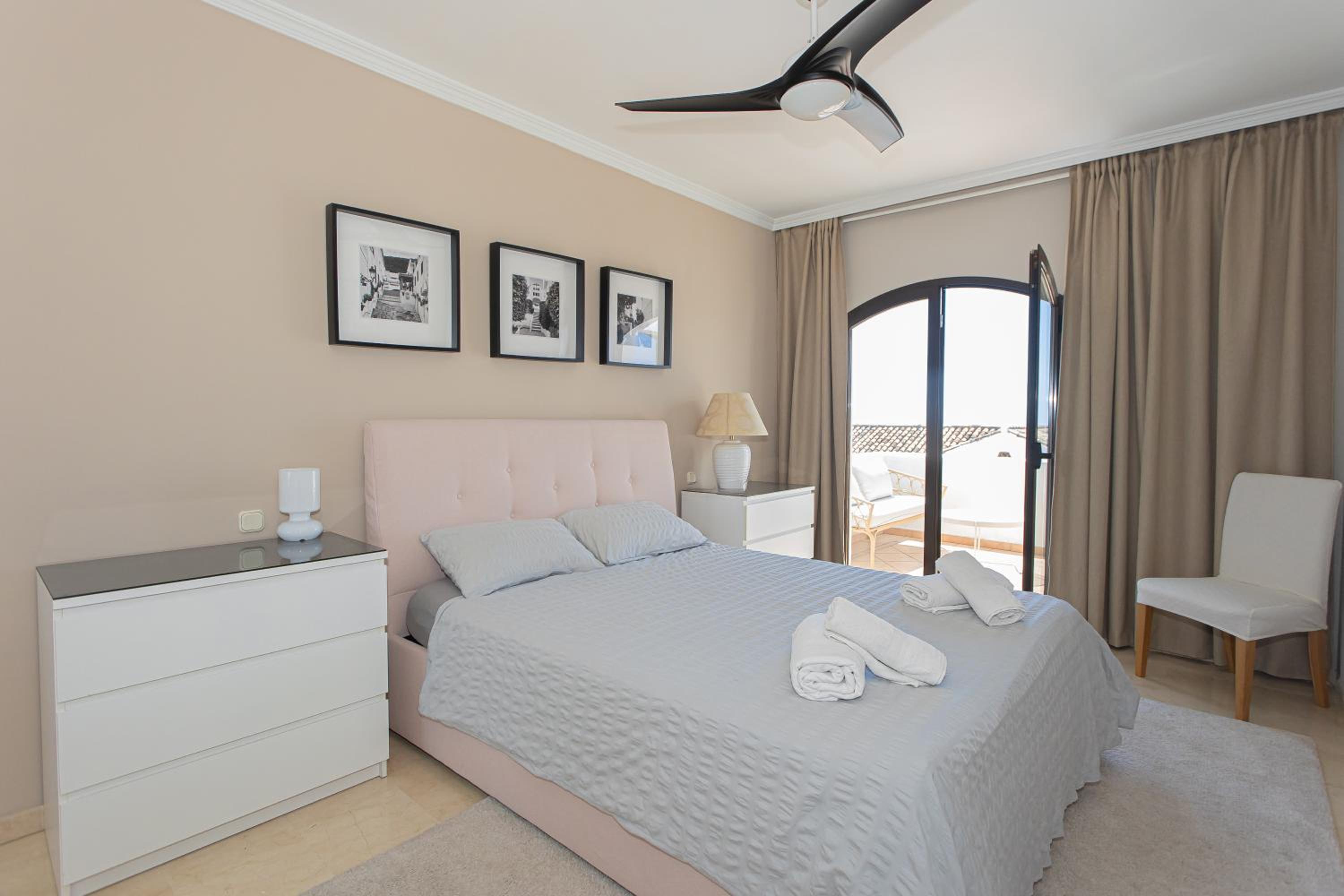 Superior Apartment photo 2