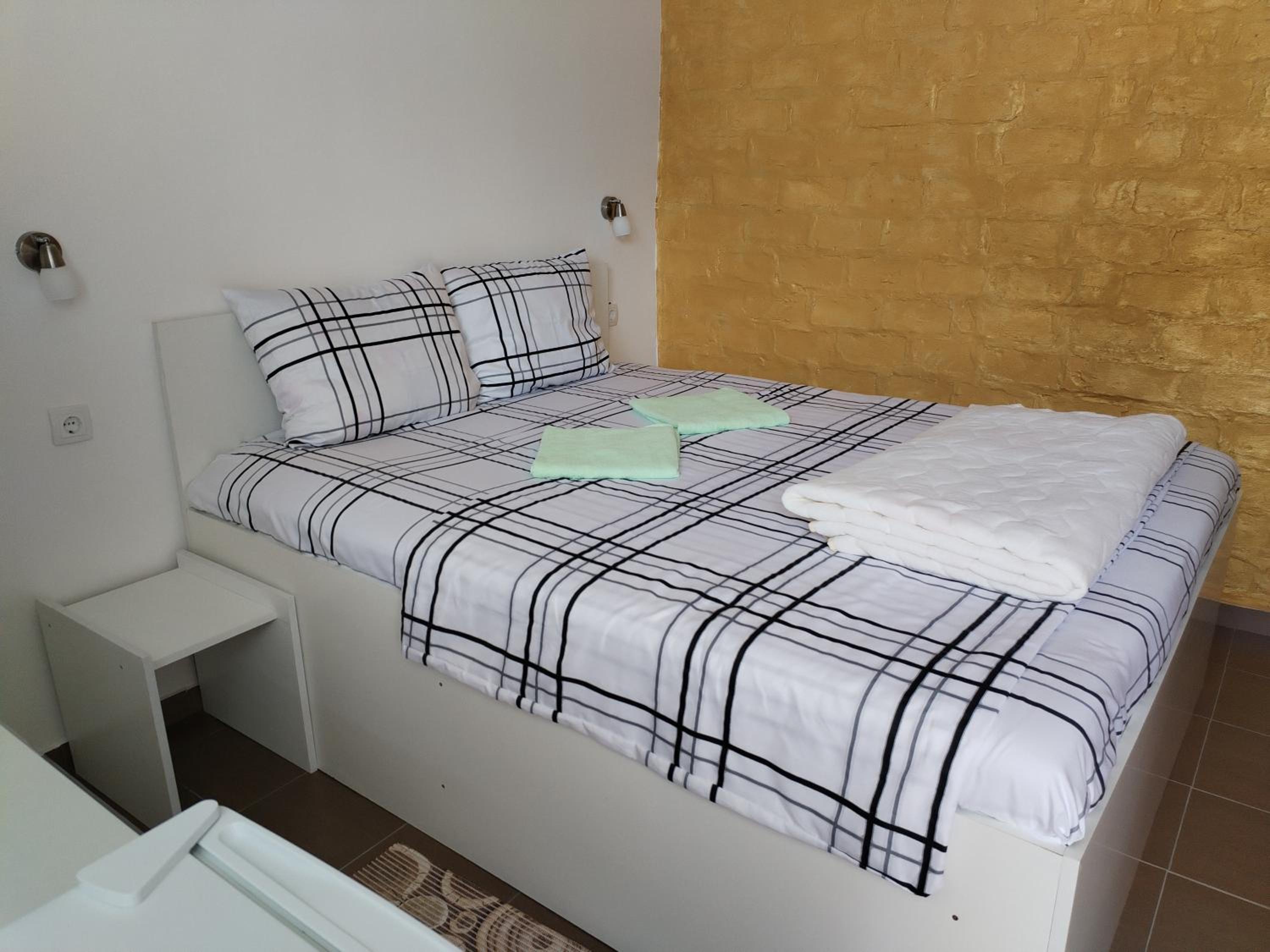 Double or Twin Room with Private Bathroom photo 1