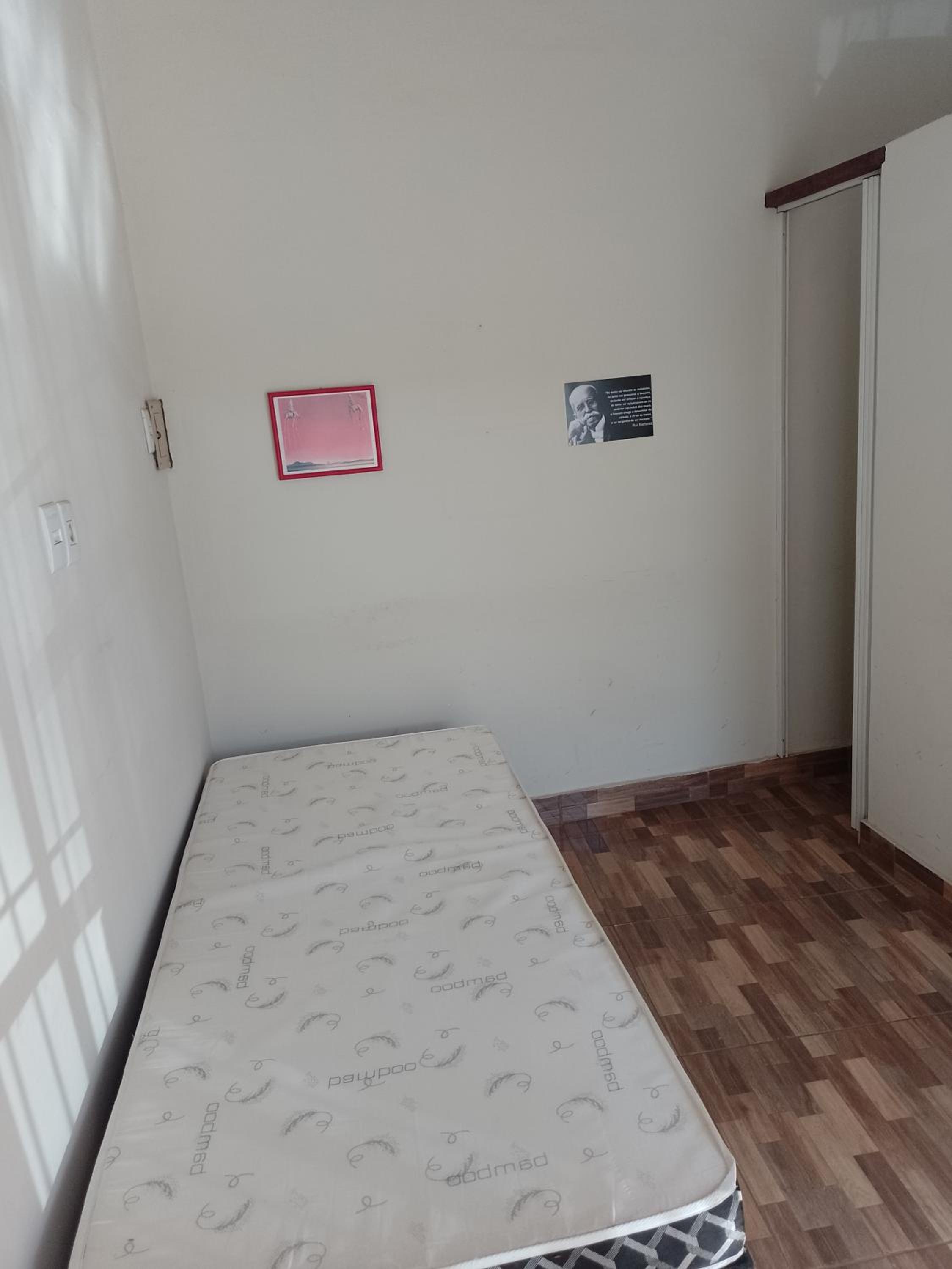 One-Bedroom House photo 1