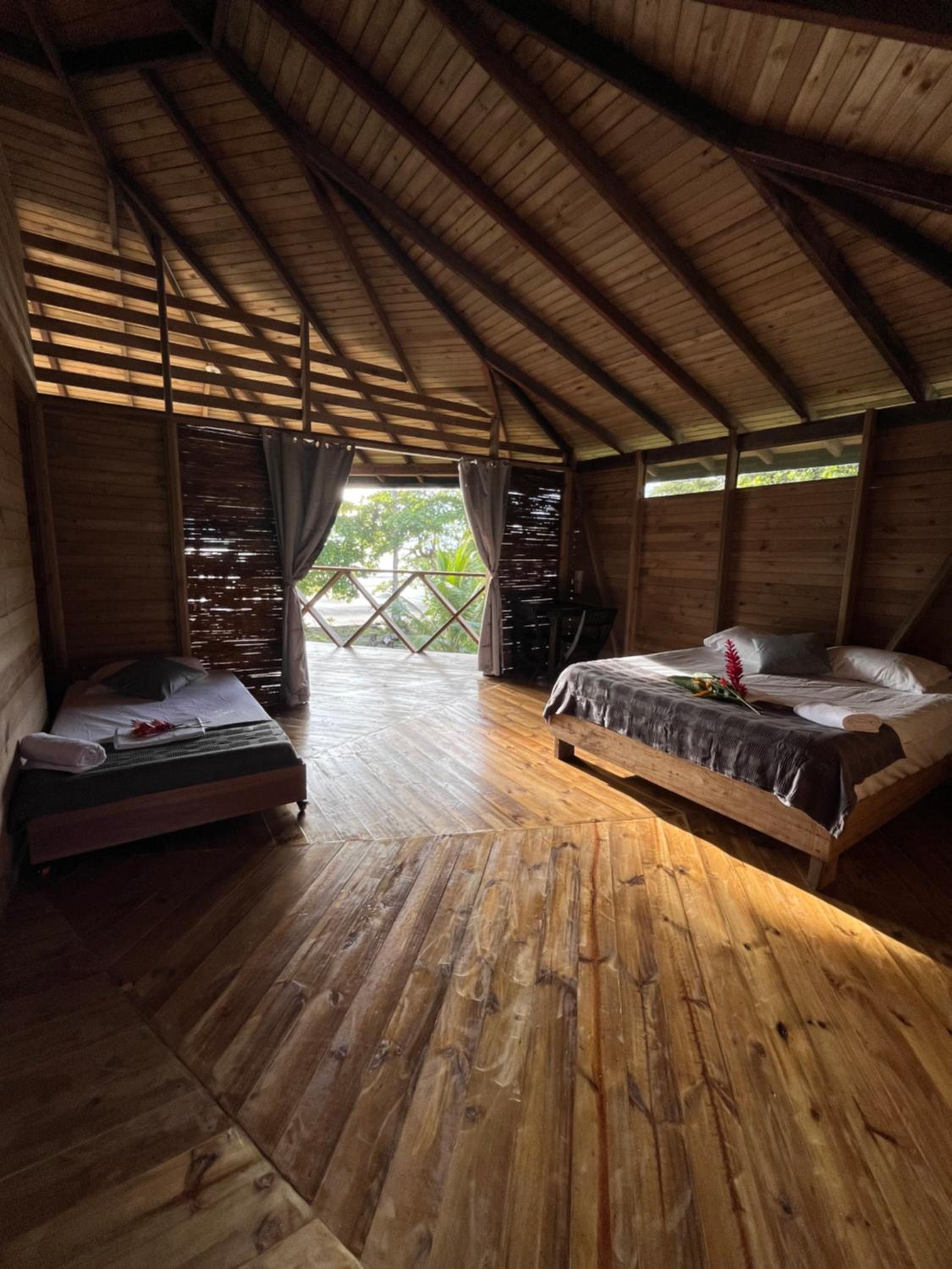 Quadruple Room with Balcony photo 3