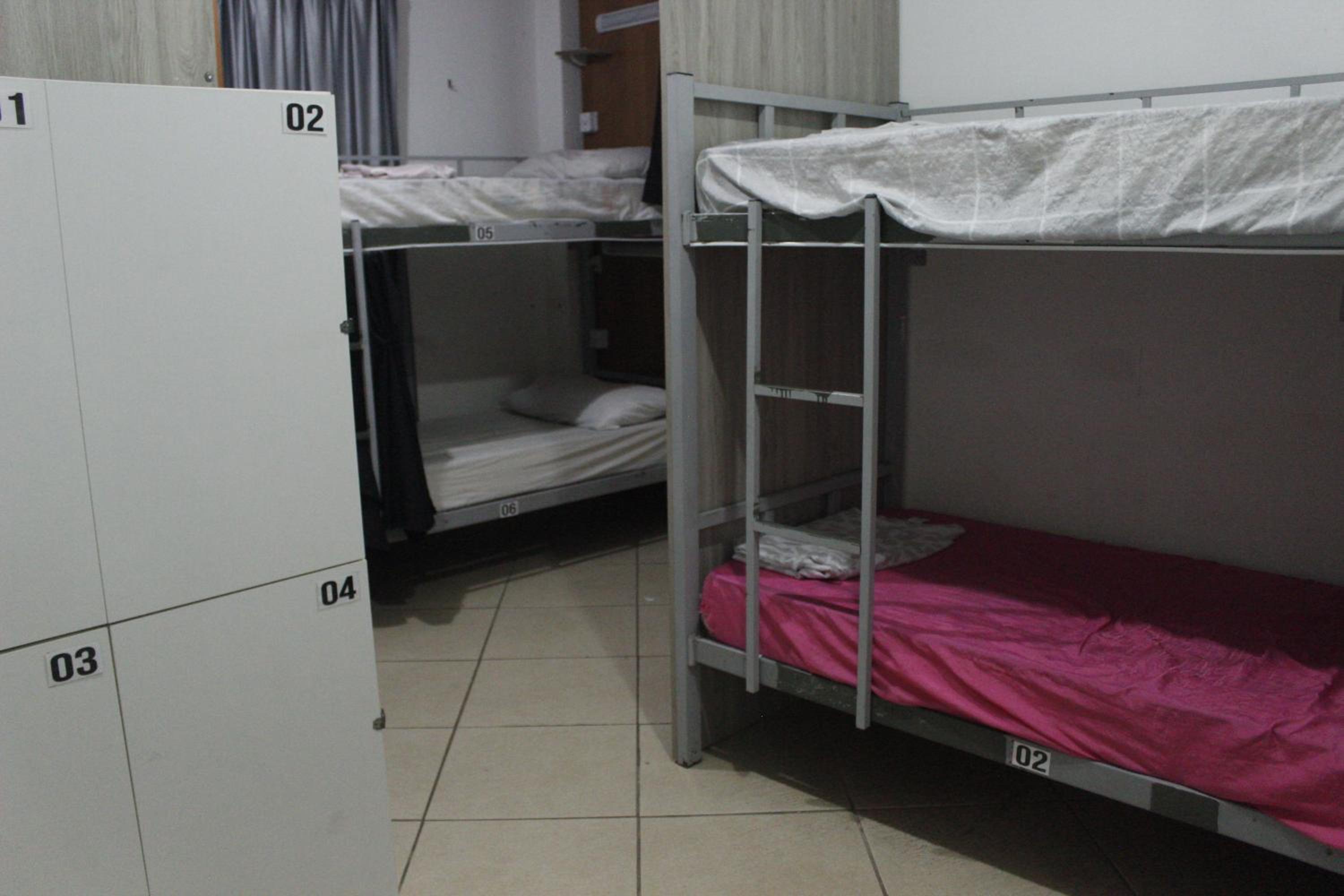 Bed in 6-Bed Female Dormitory Room photo 2