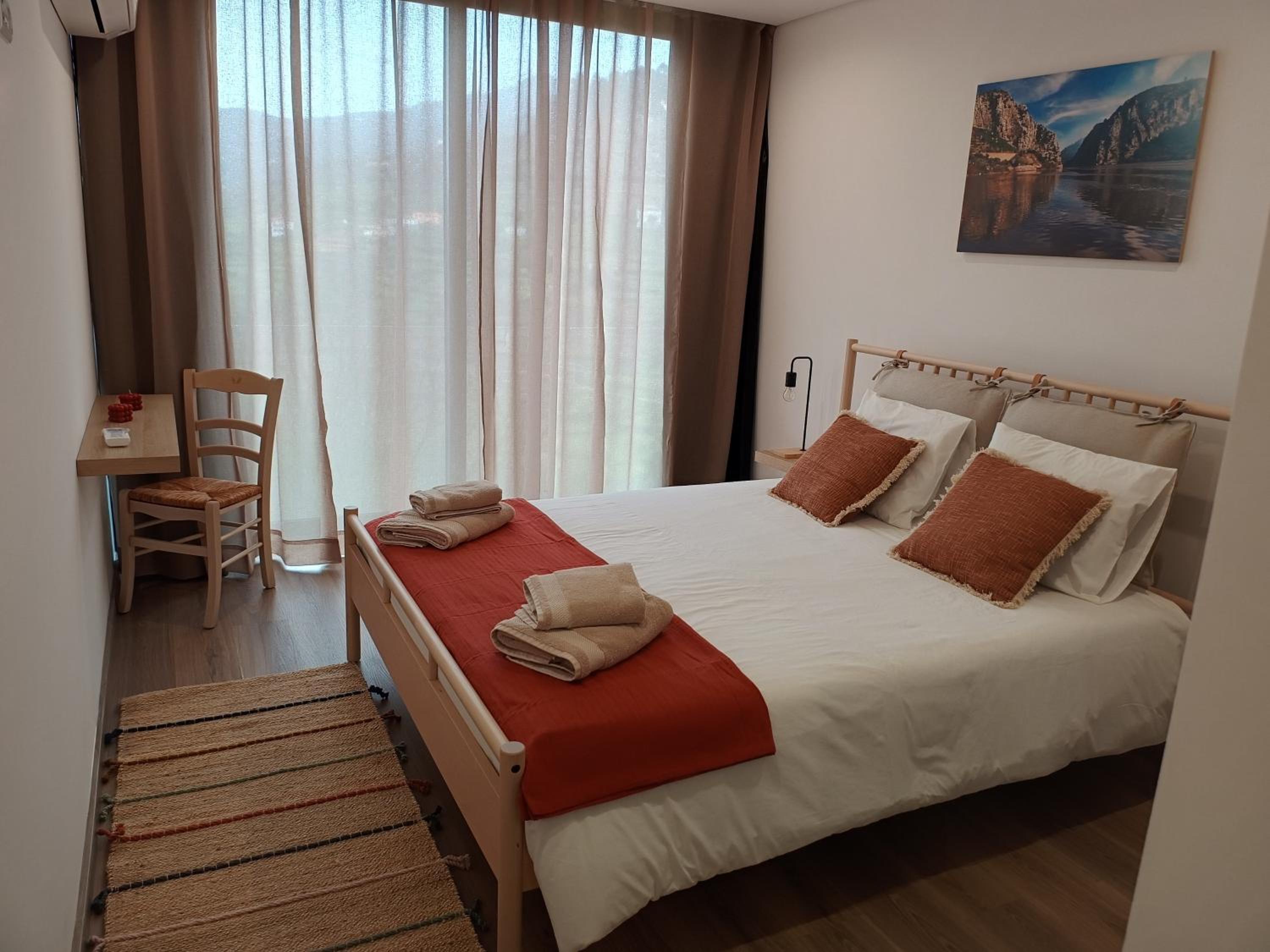 Double Room with Lake View photo 1