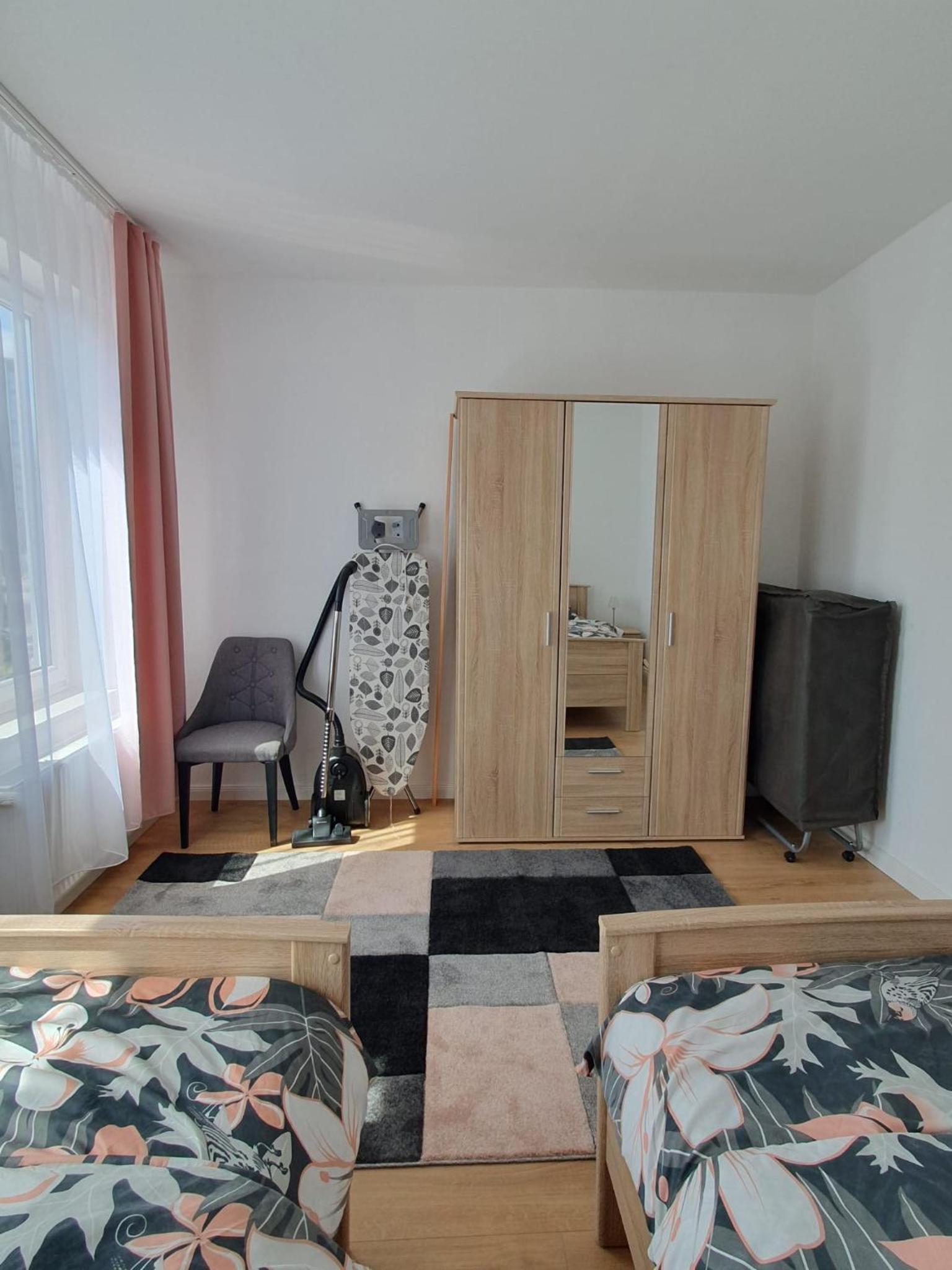 One-Bedroom Apartment photo 3