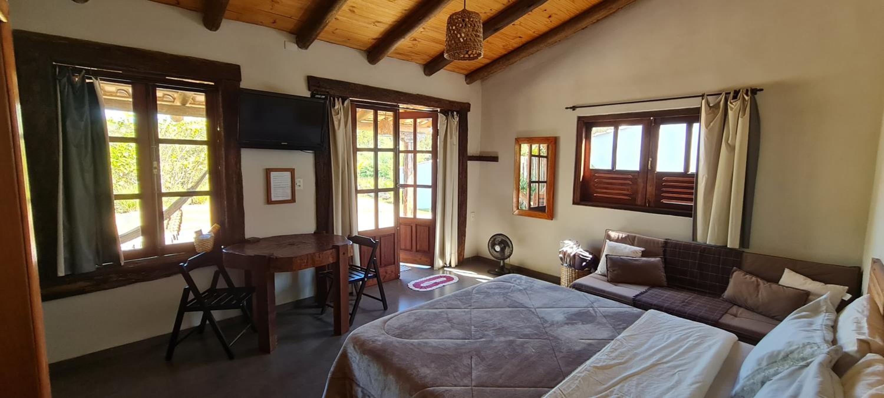 One-Bedroom House photo 1