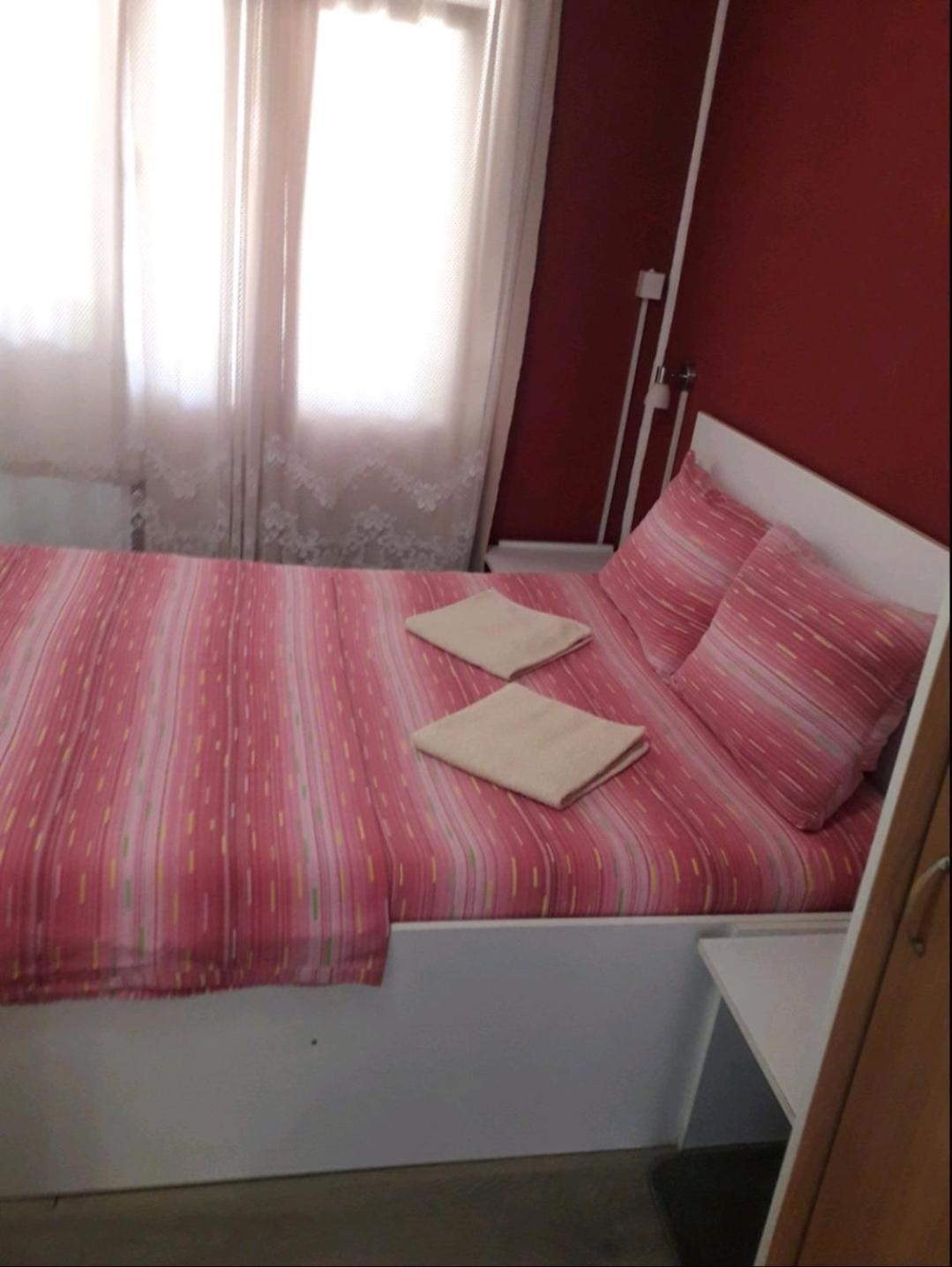 Studio Apartment photo 3