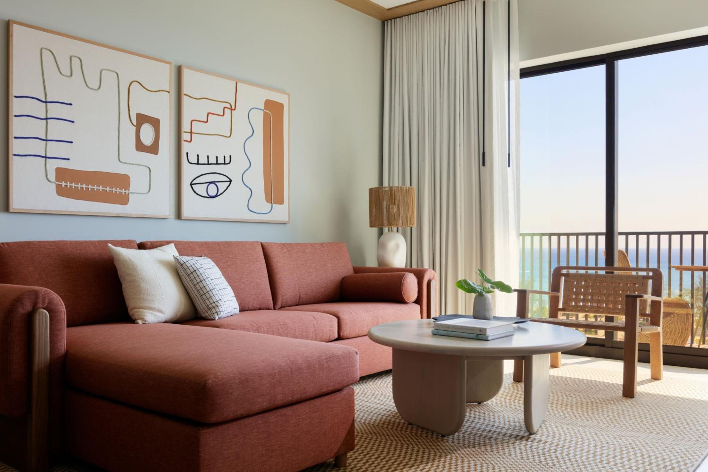One-Bedroom Suite with Two Queen Beds and Ocean View - Photo 3