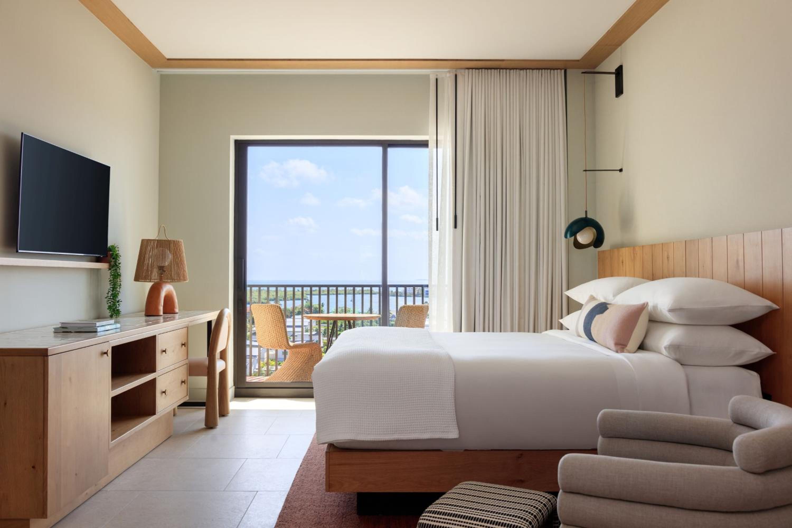 One-Bedroom King Suite with Harbor View - Photo 1
