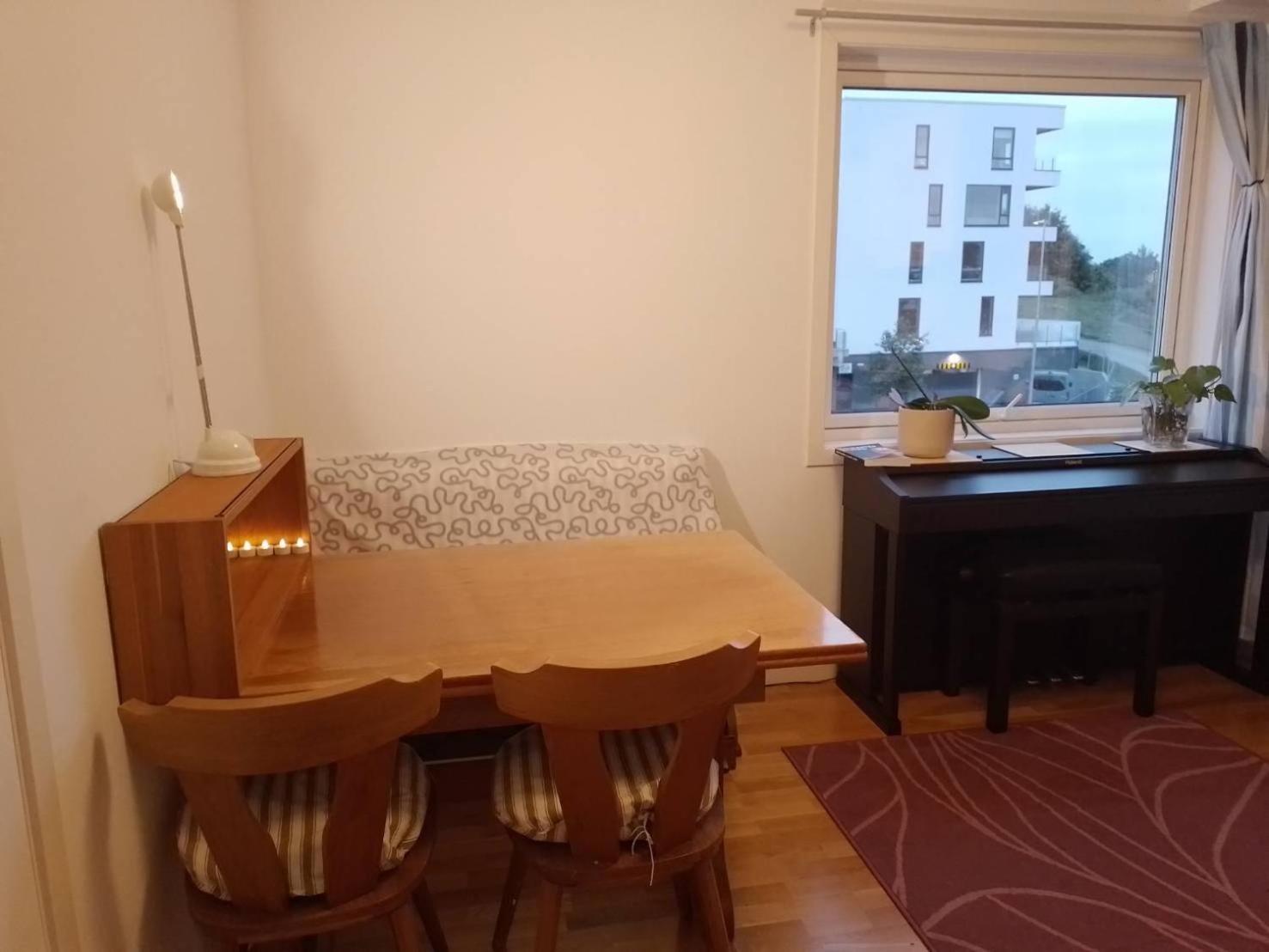 One-Bedroom Apartment photo 1
