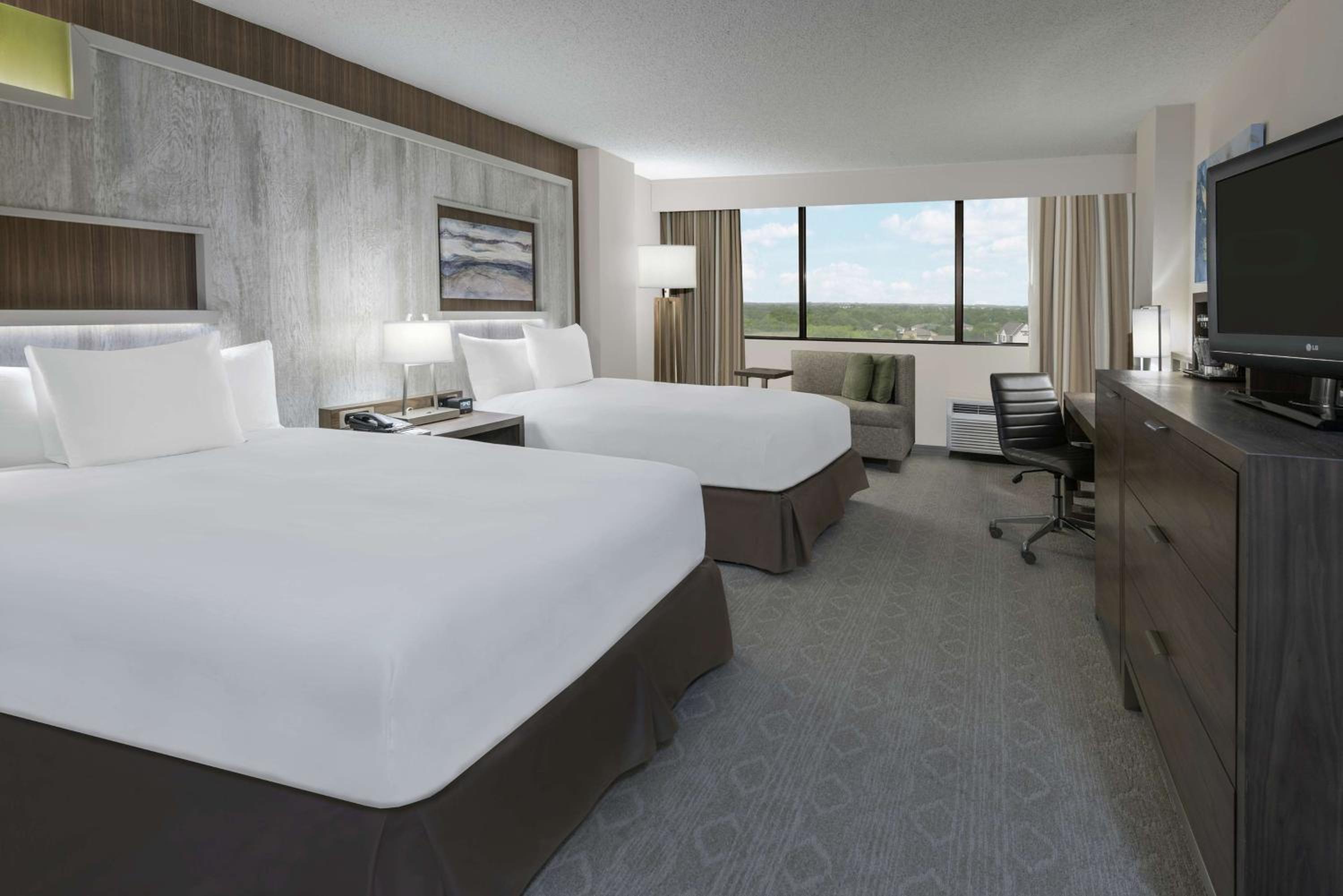 Premium Room With Two Double Beds And View