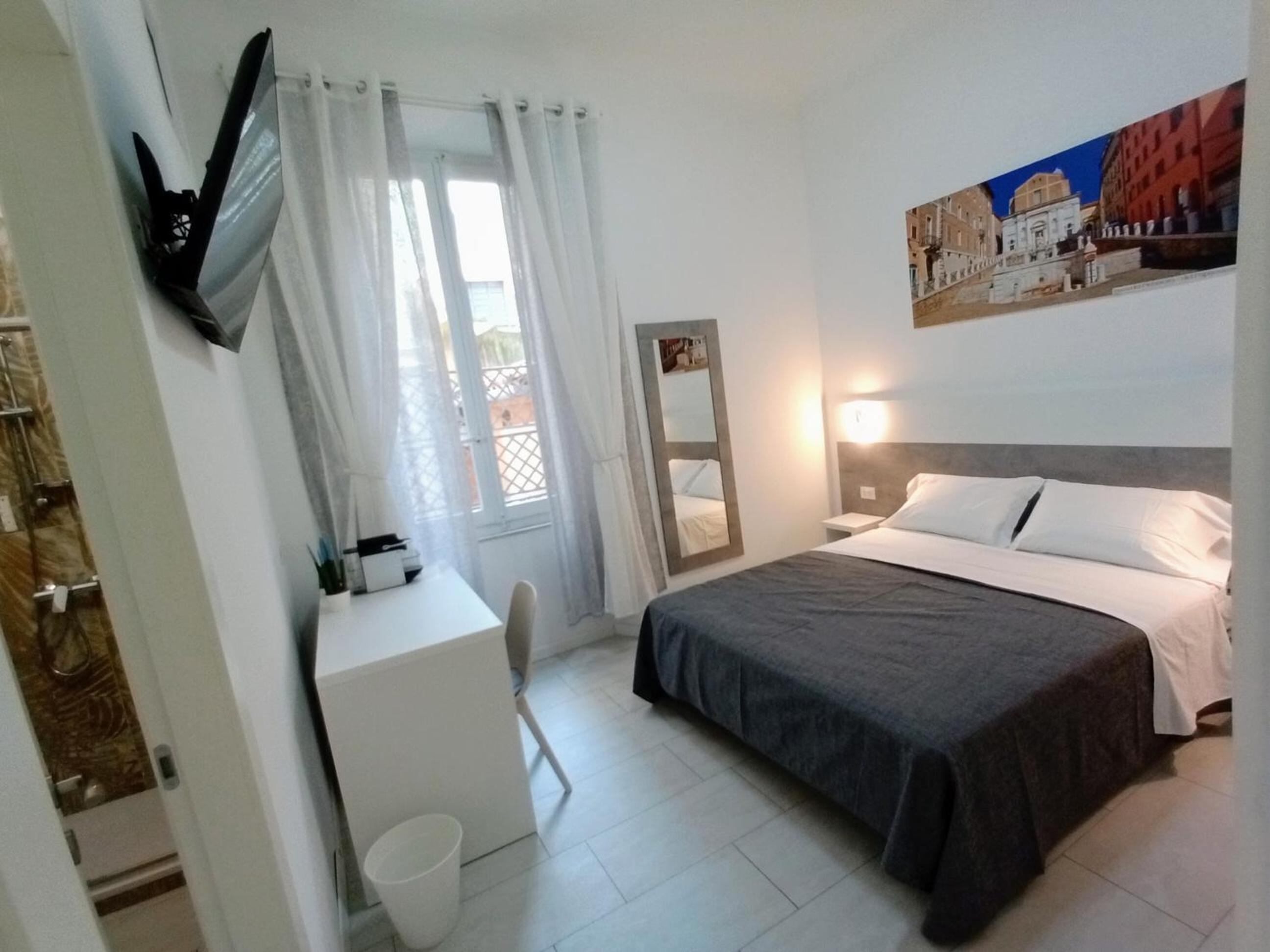 Deluxe Double Room photo 3